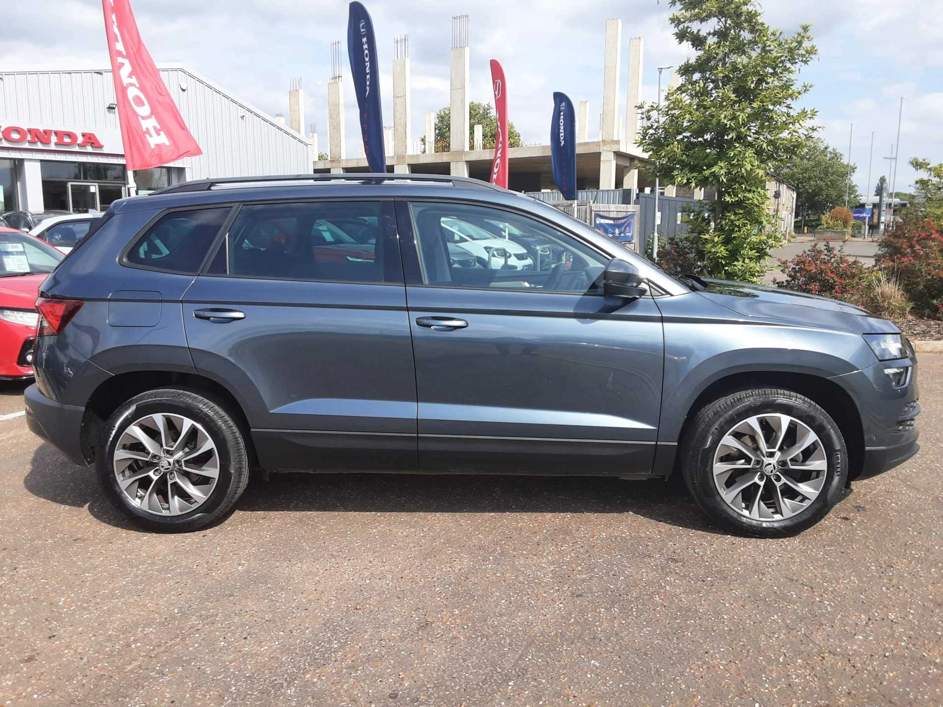 Vehicle image 3