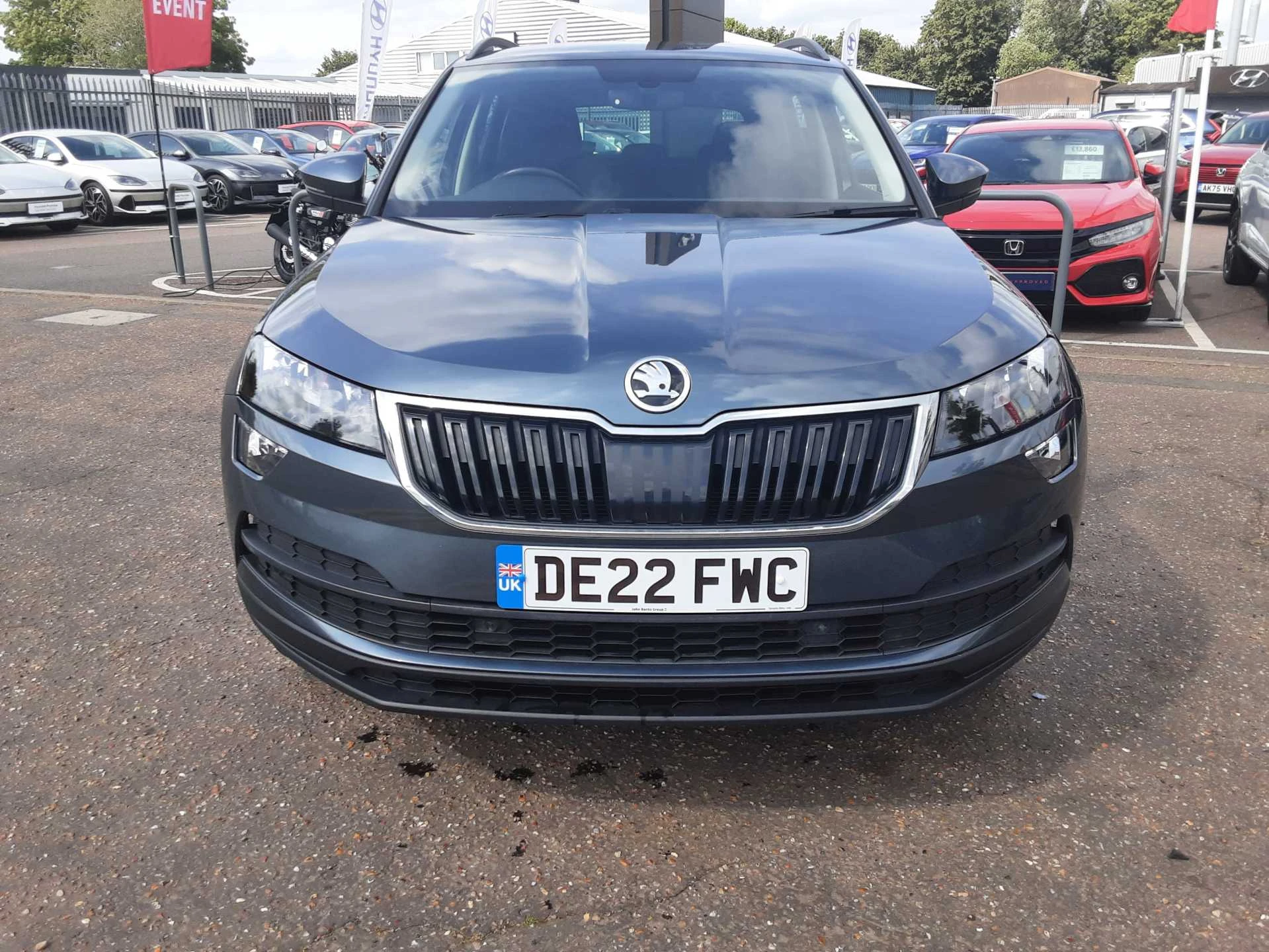Vehicle image 6