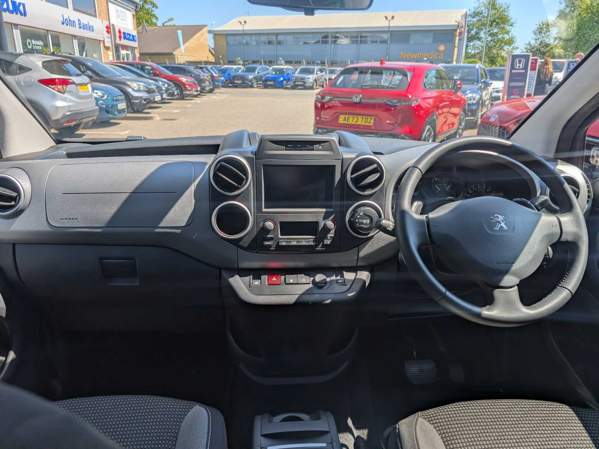 Vehicle image 4