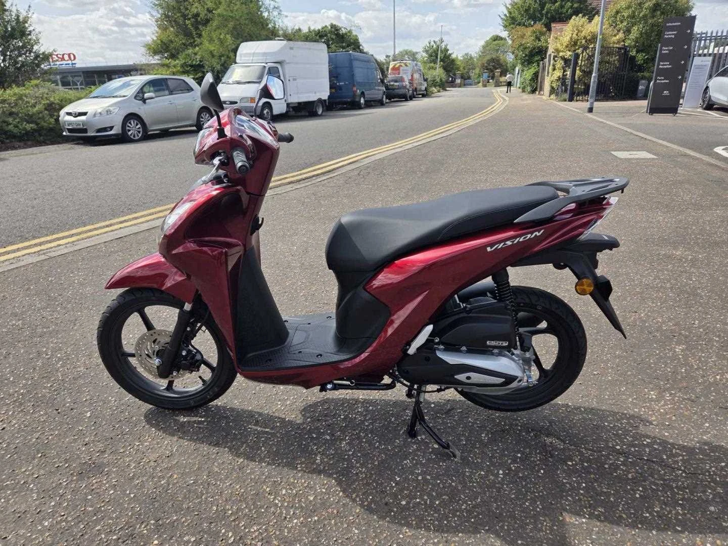 Vehicle image 6