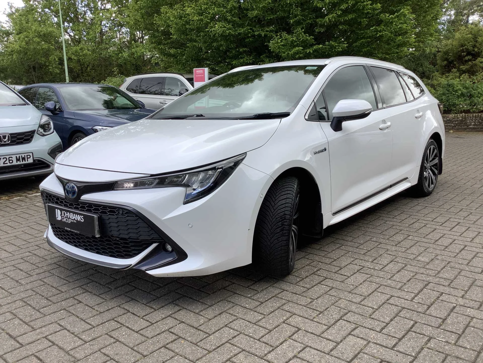 Vehicle image 3