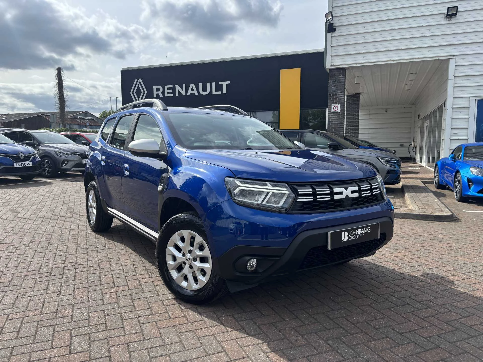 Vehicle image 1