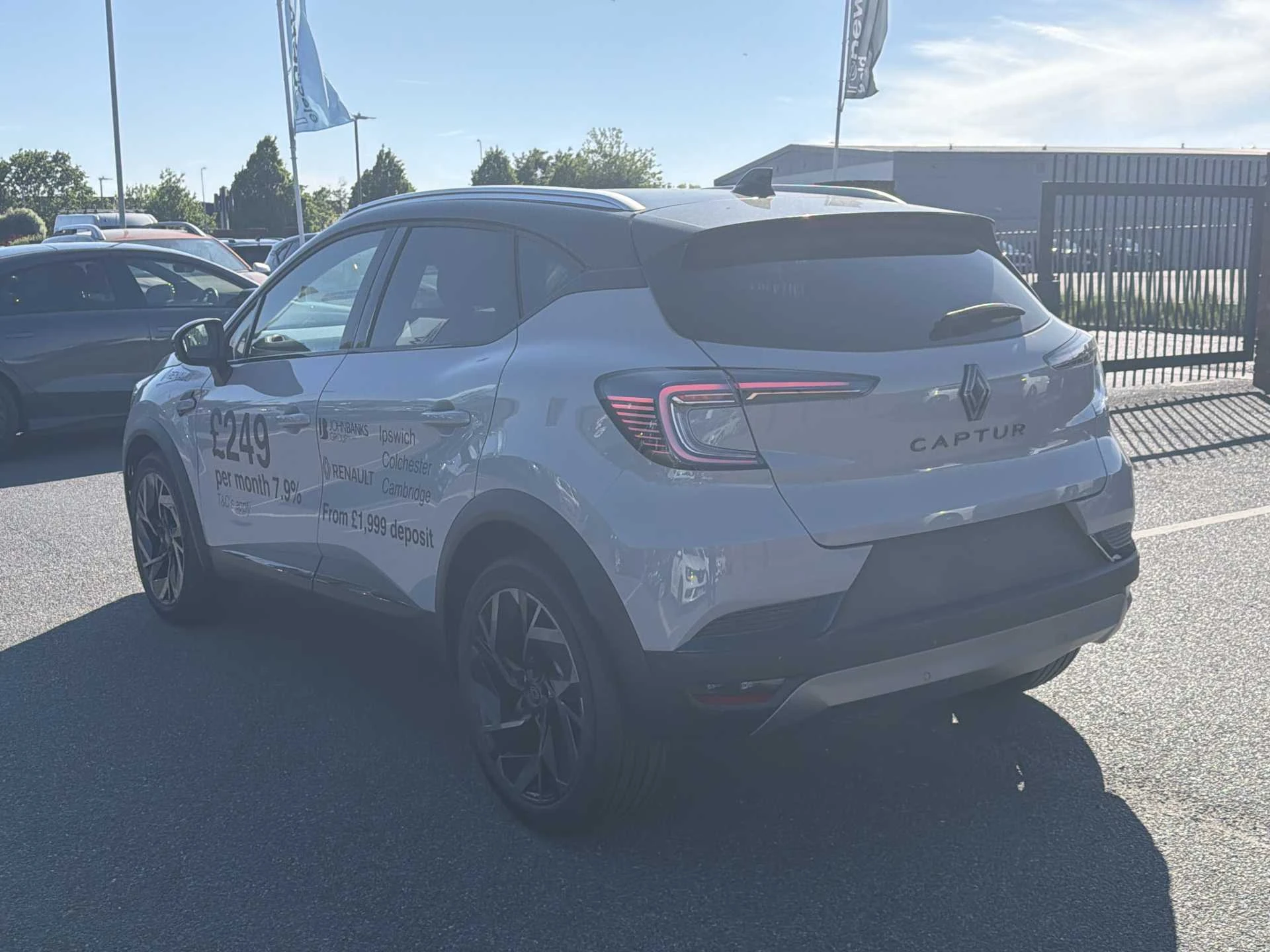 Vehicle image 3