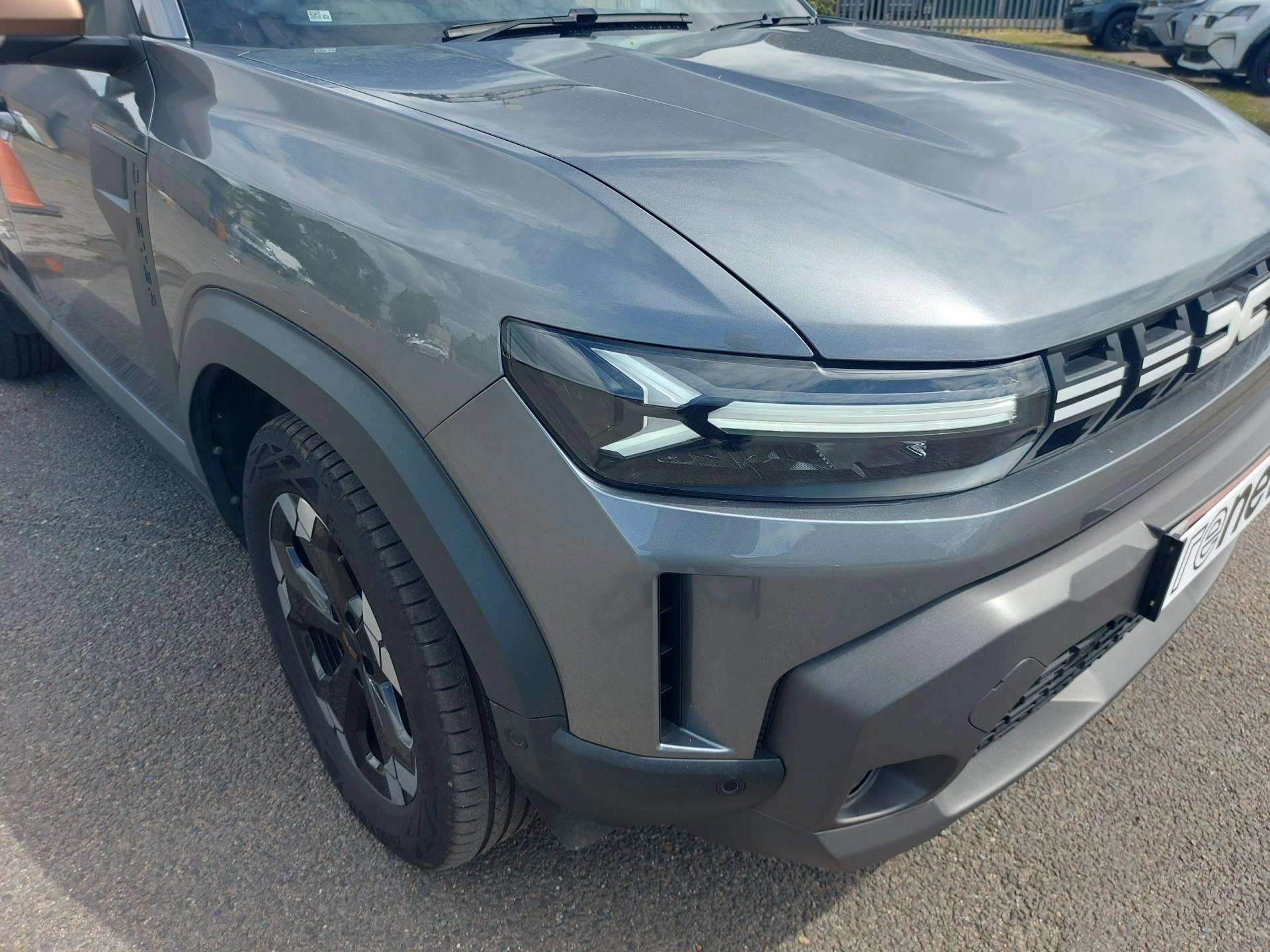 Vehicle image 7
