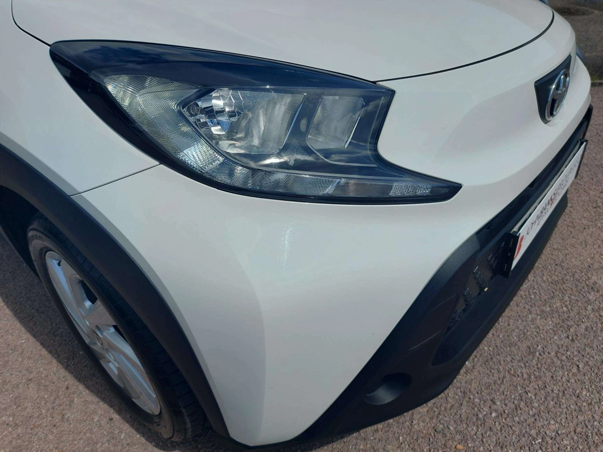 Vehicle image 7