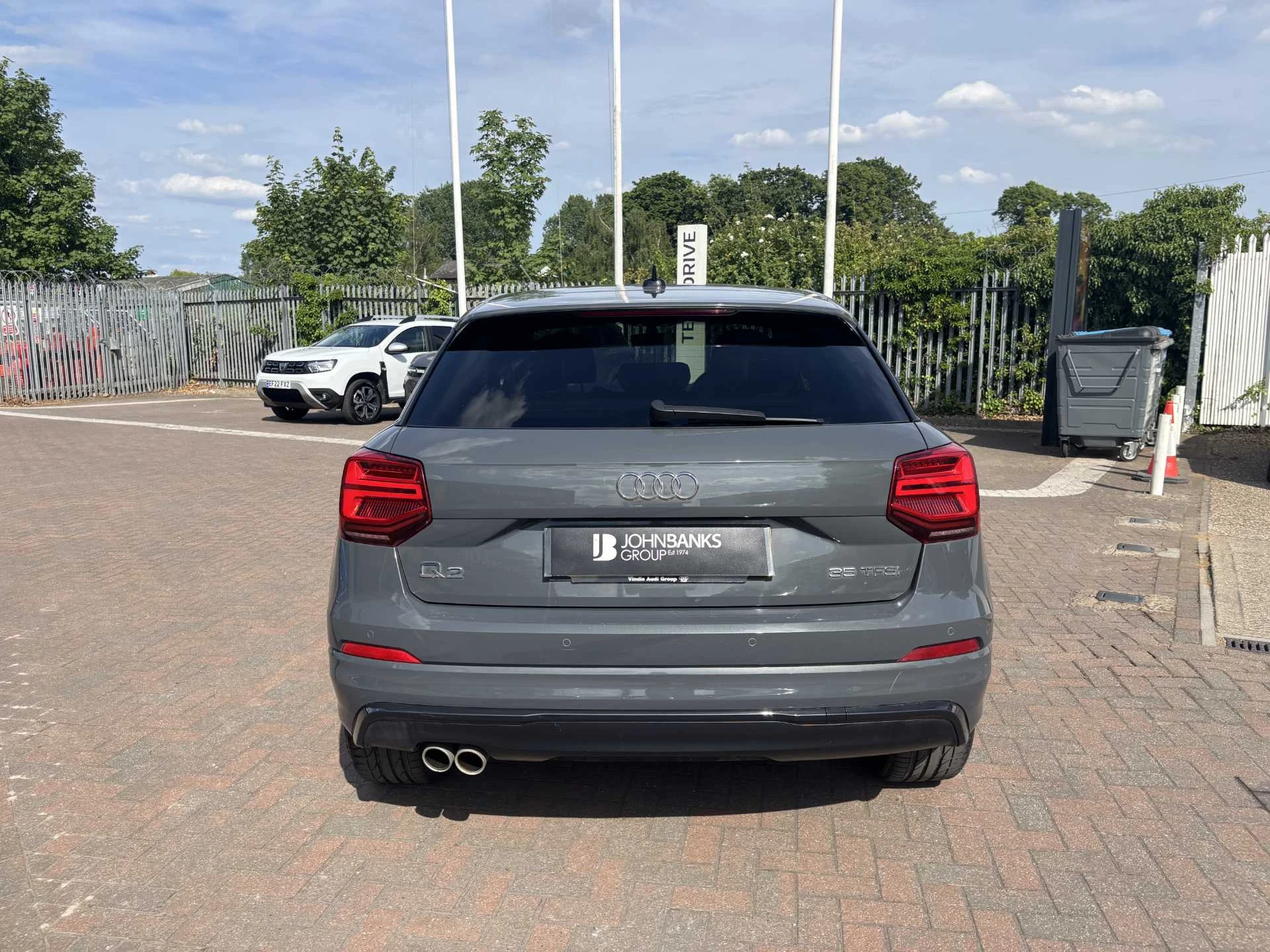 Vehicle image 3