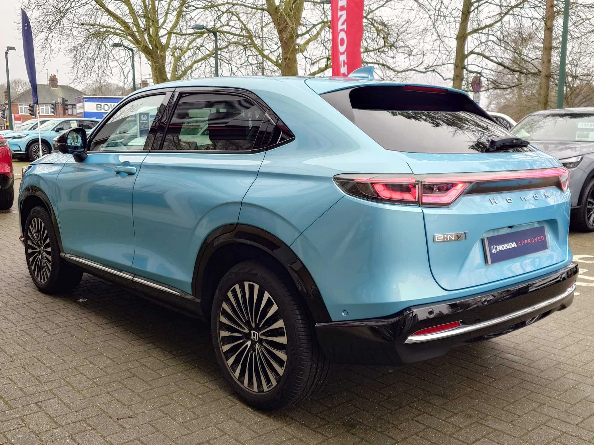 Vehicle image 3