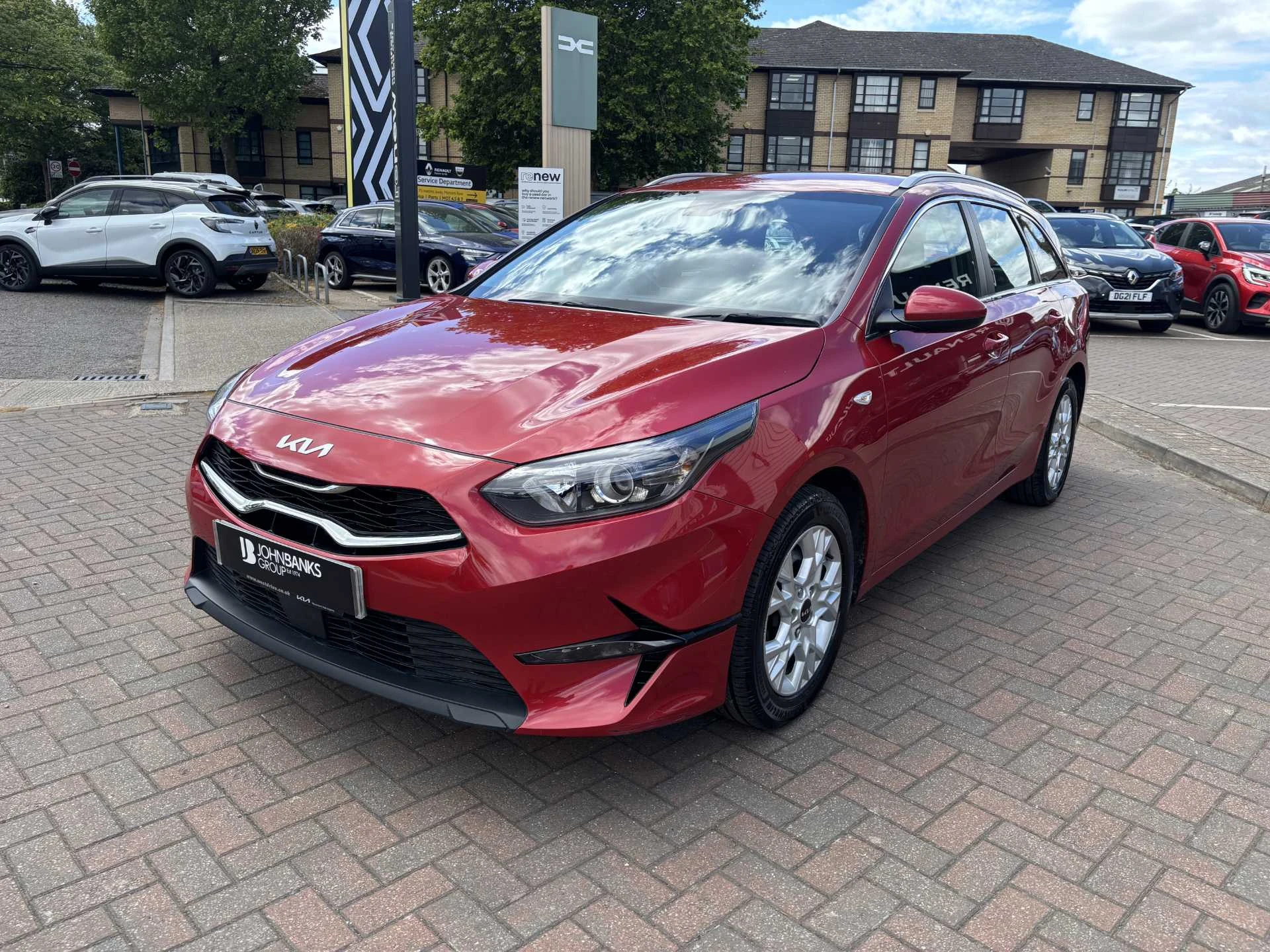 Vehicle image 7
