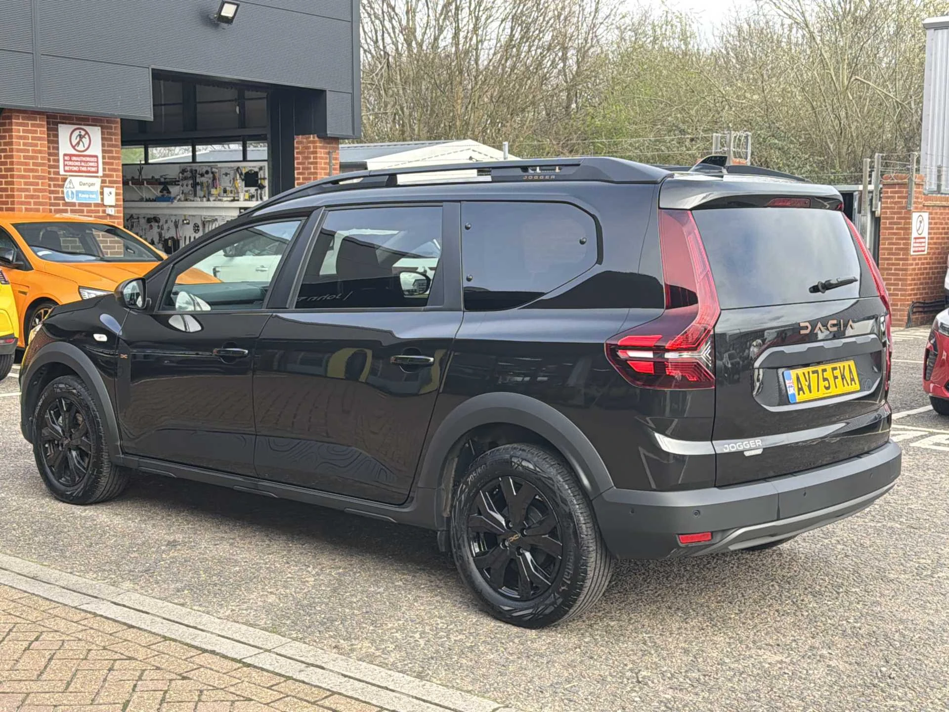Vehicle image 3