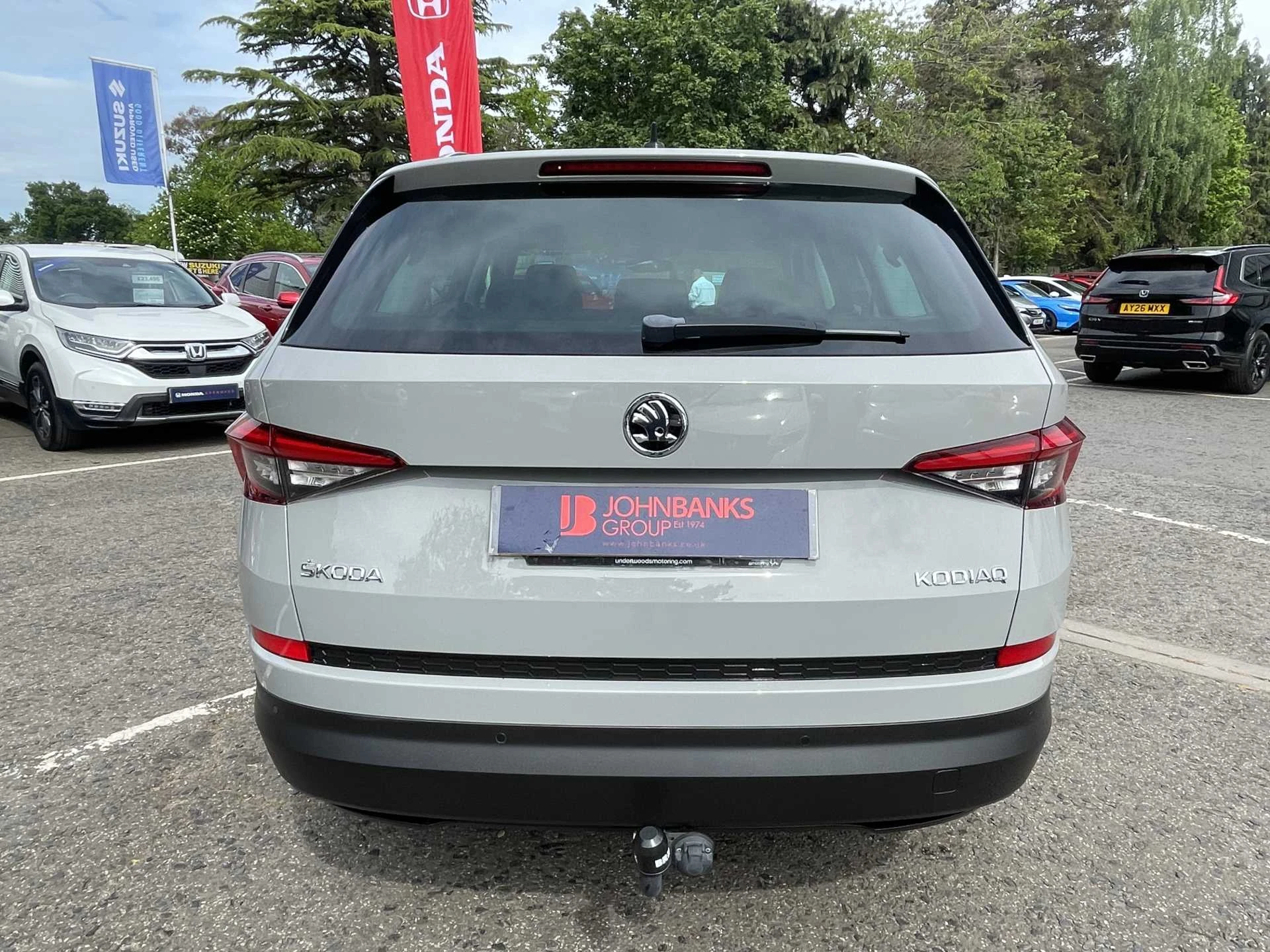 Vehicle image 7