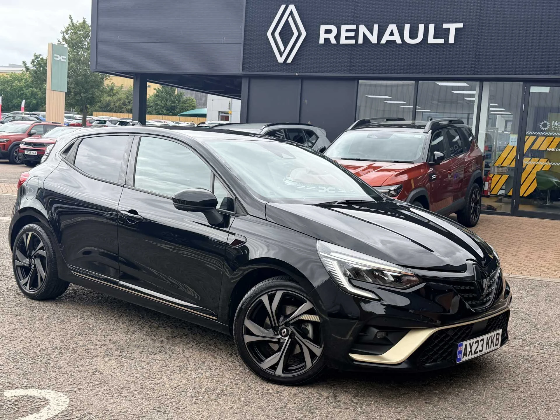 Vehicle image 1