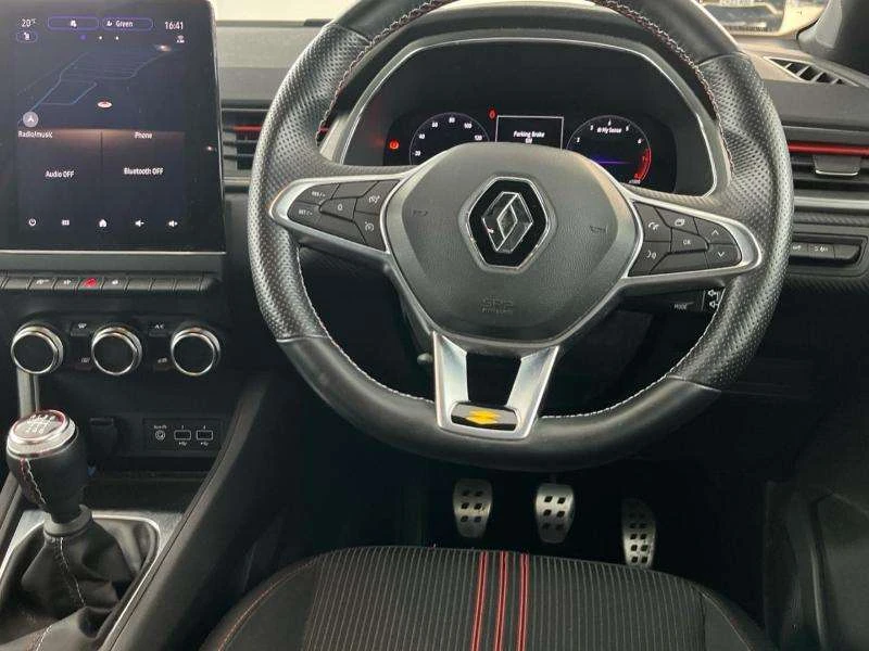 Vehicle image 6
