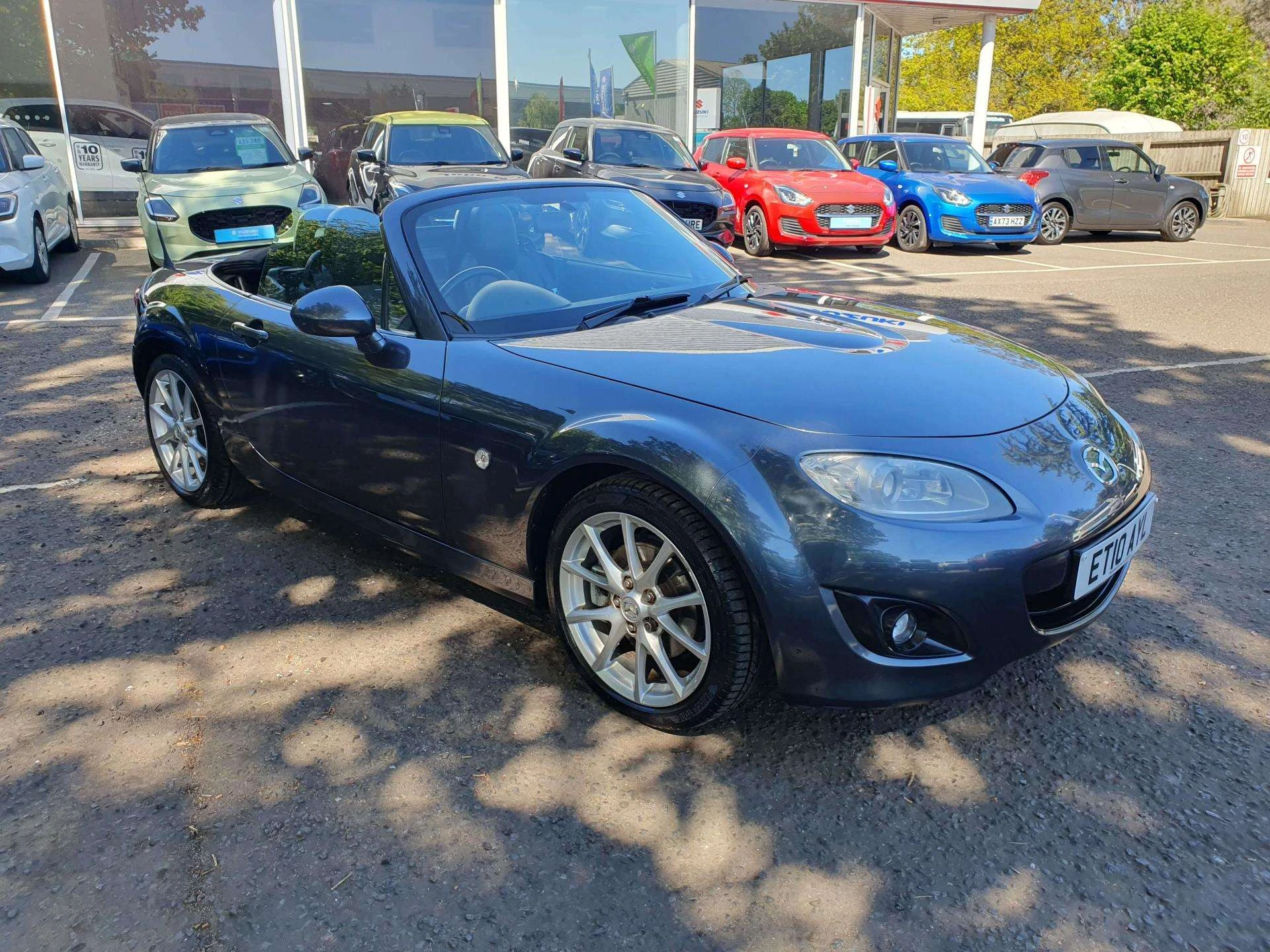 Vehicle image 6