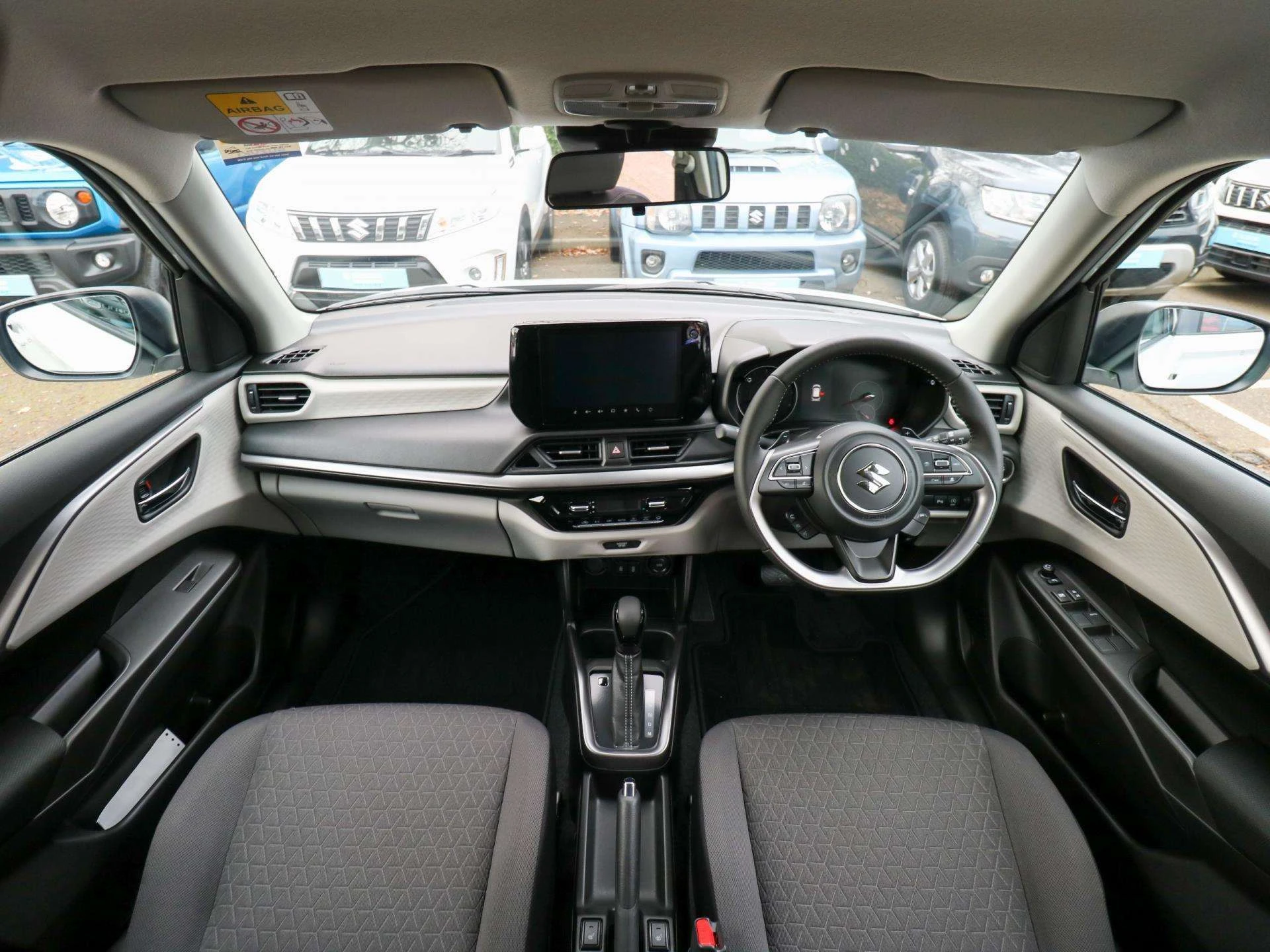 Vehicle image 6
