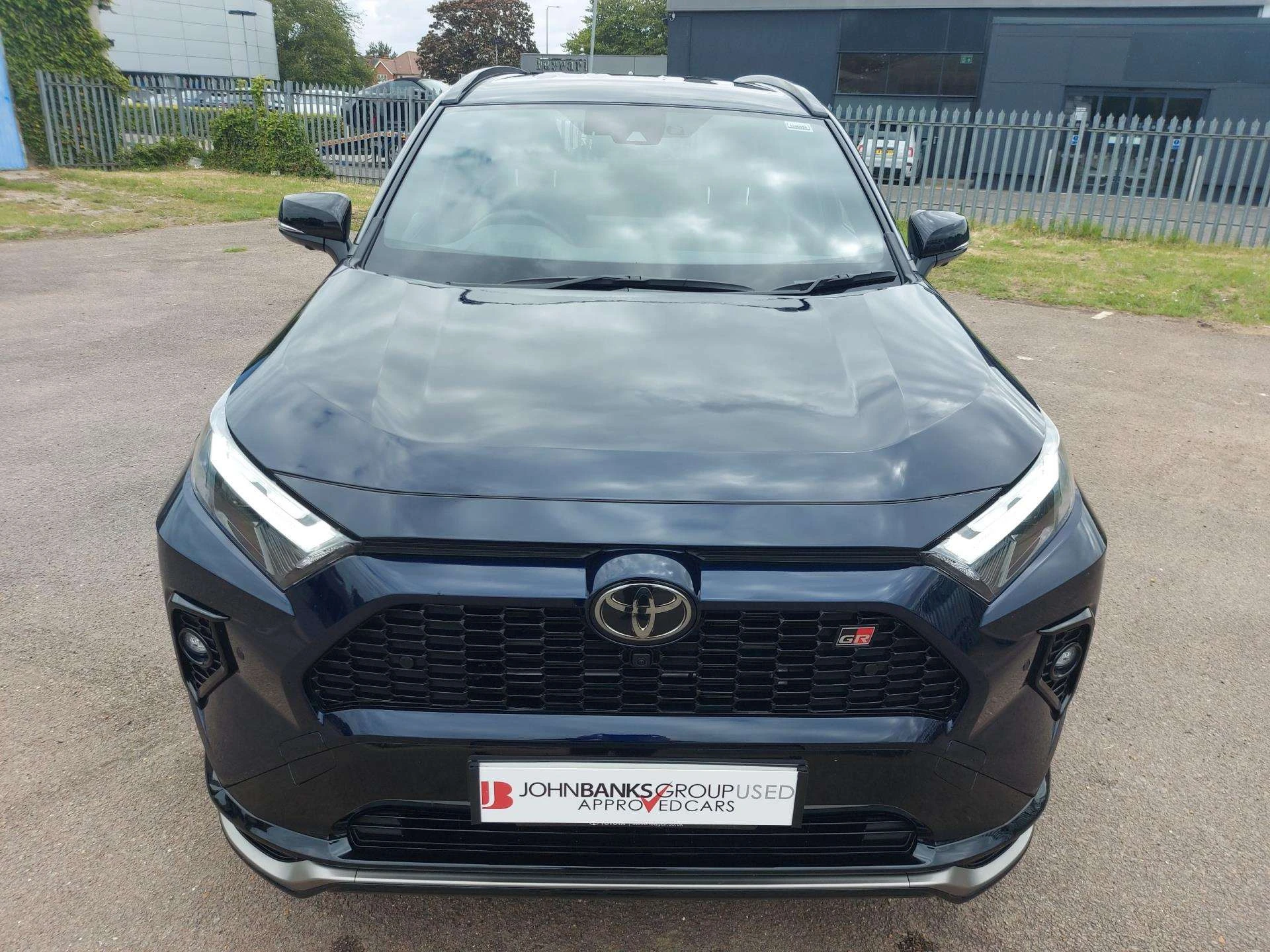 Vehicle image 2