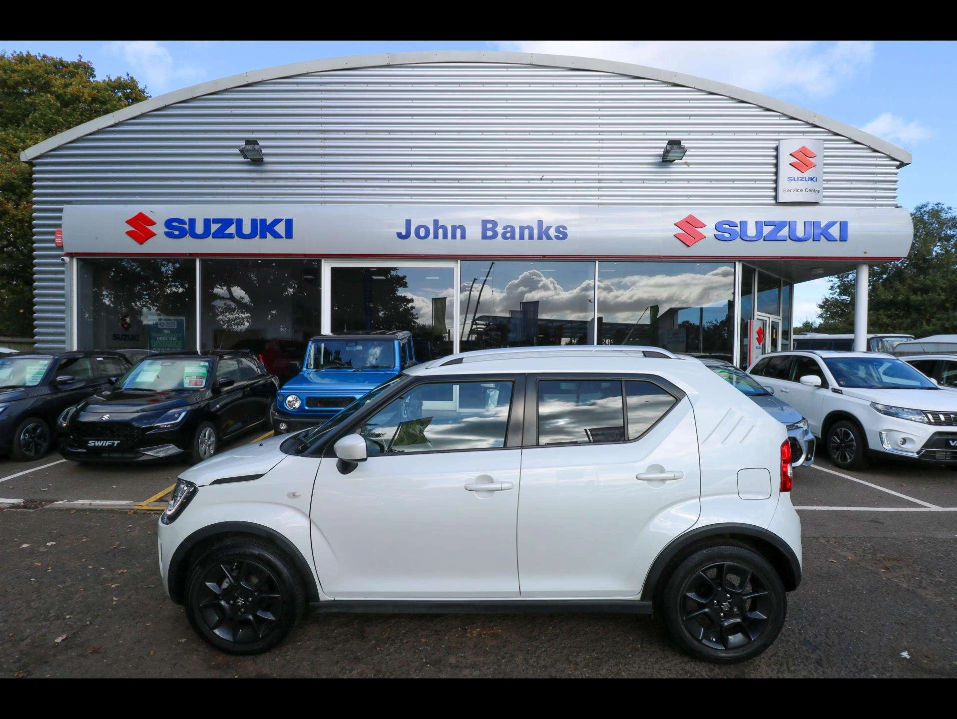 Vehicle image 7