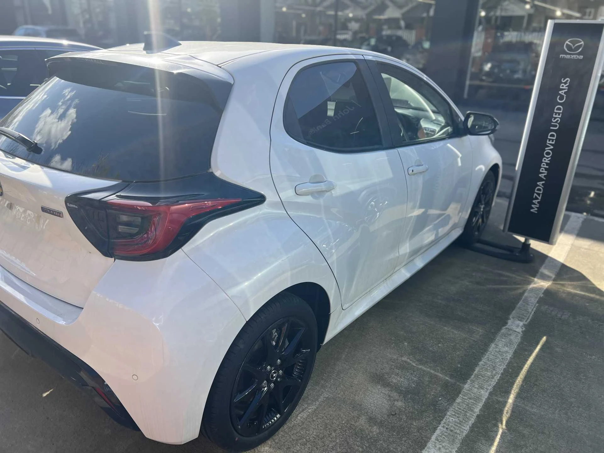 Vehicle image 5