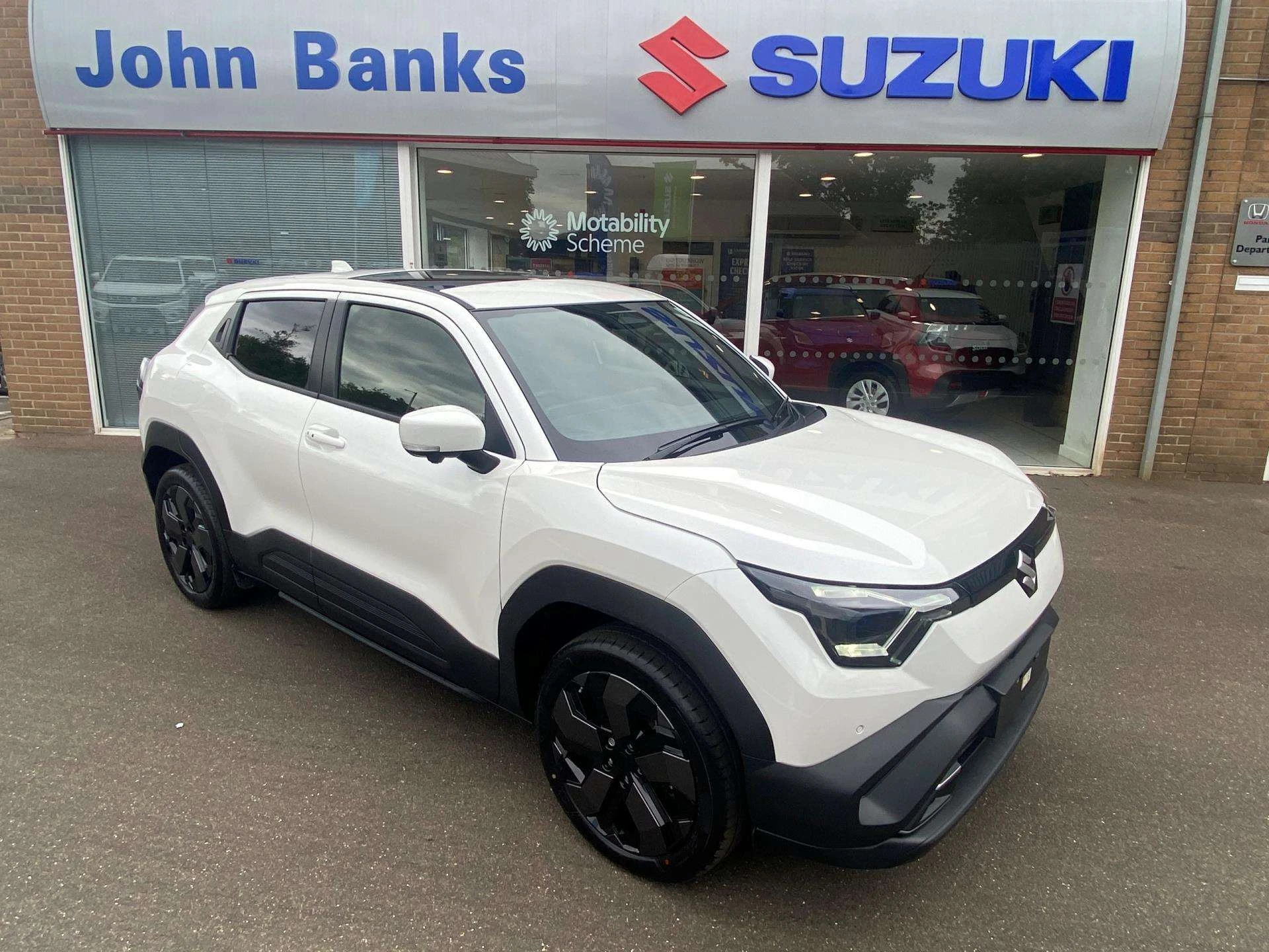 Vehicle image 3
