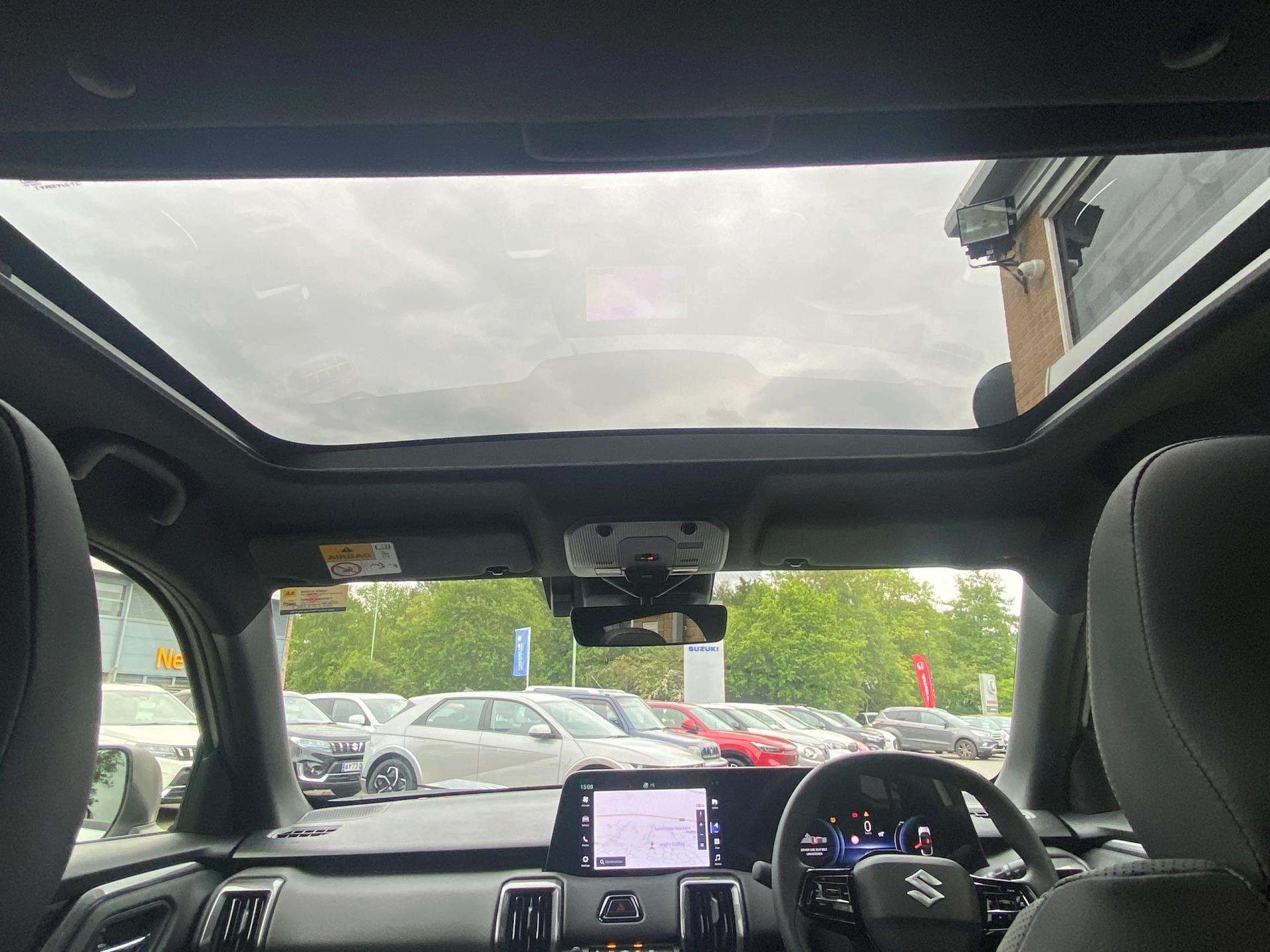 Vehicle image 6