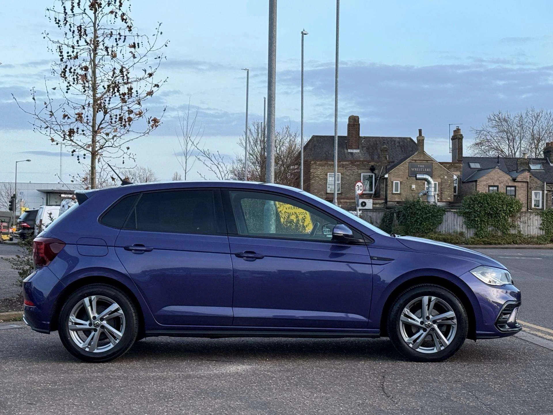 Vehicle image 3