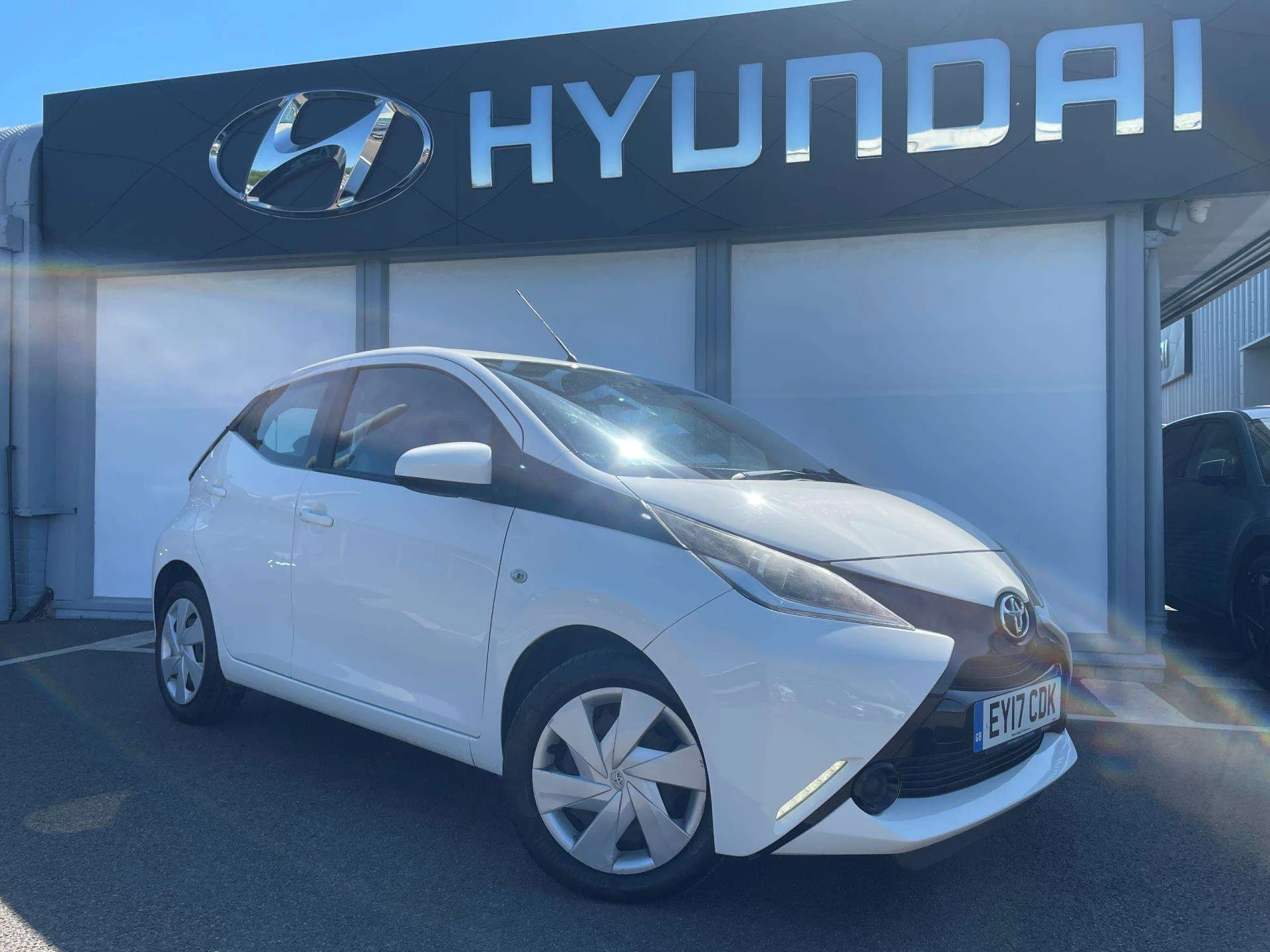 Vehicle image 1