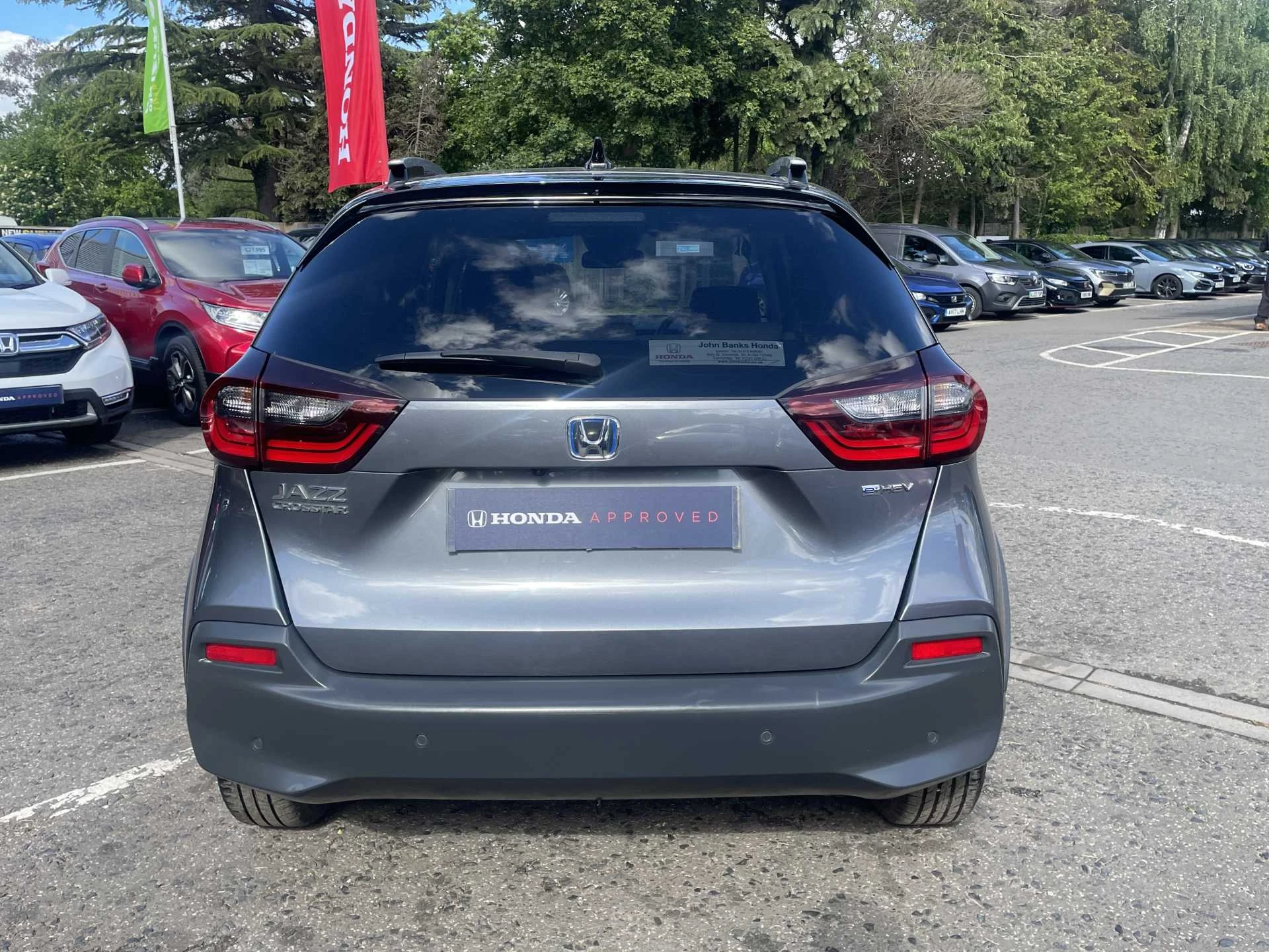 Vehicle image 7