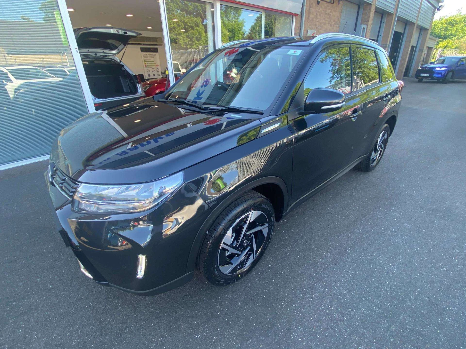 Vehicle image 3