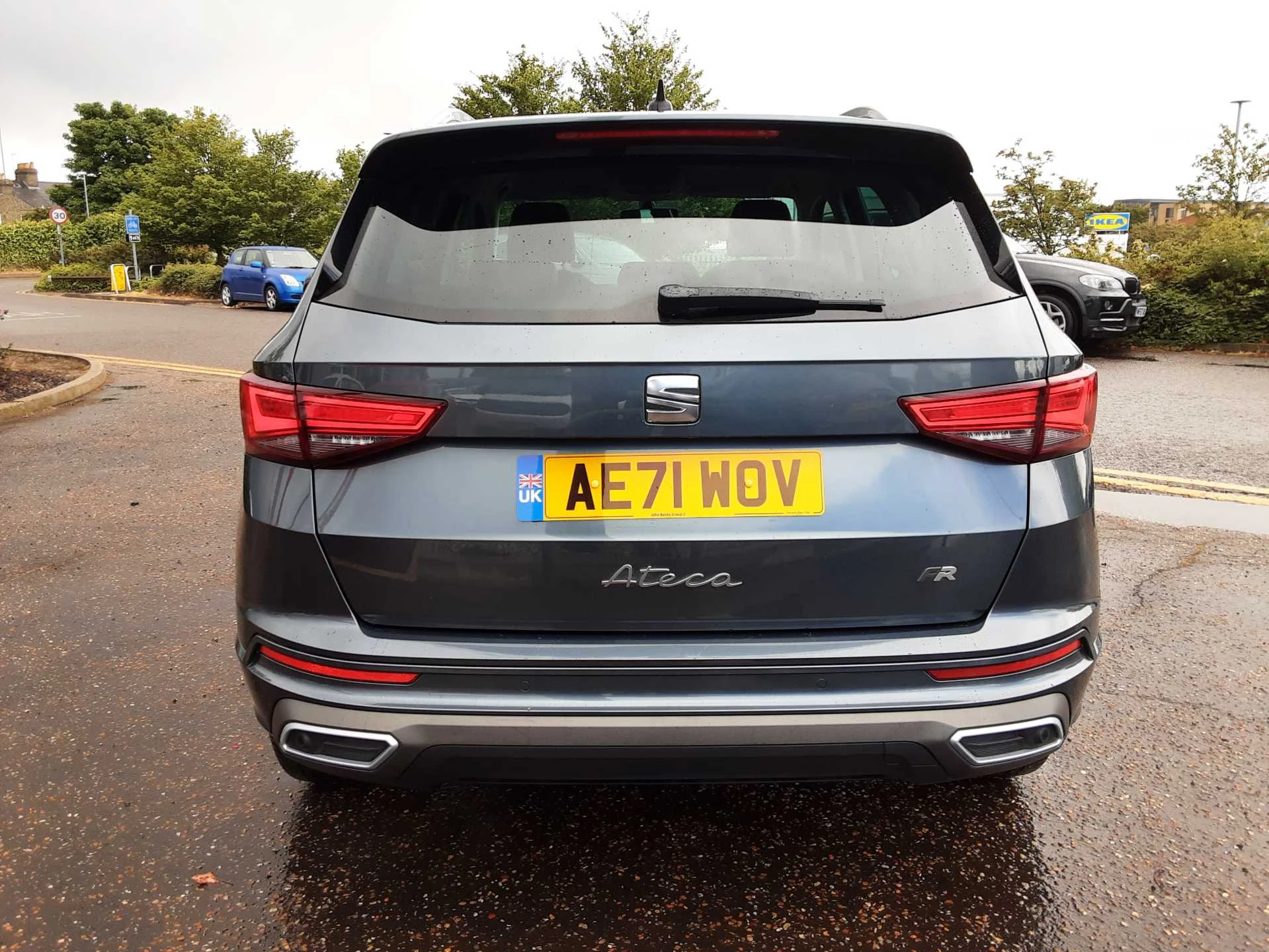 Vehicle image 7