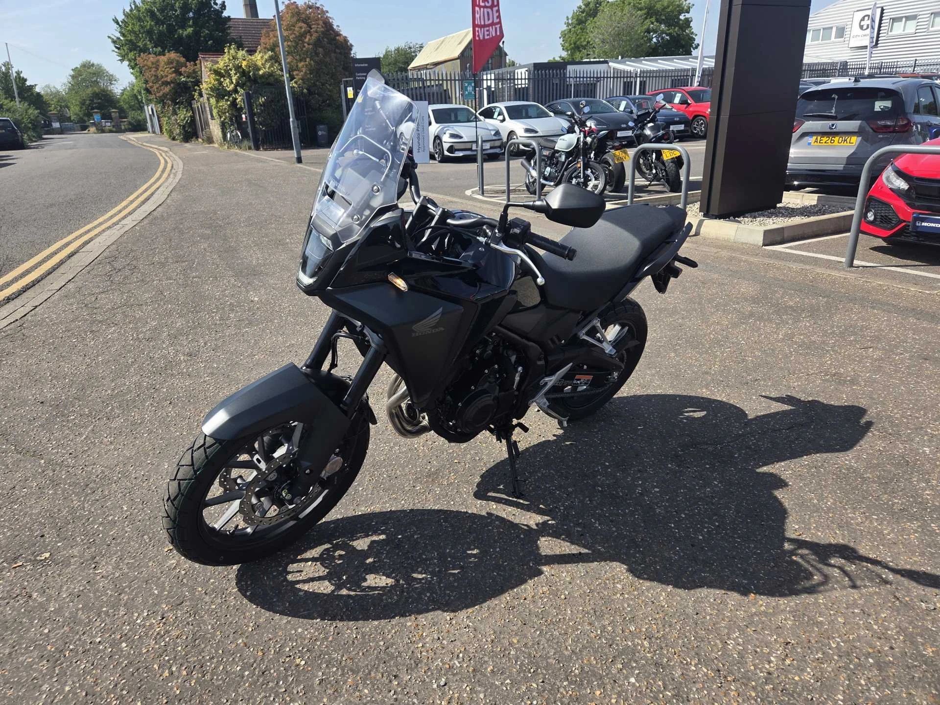 Vehicle image 7