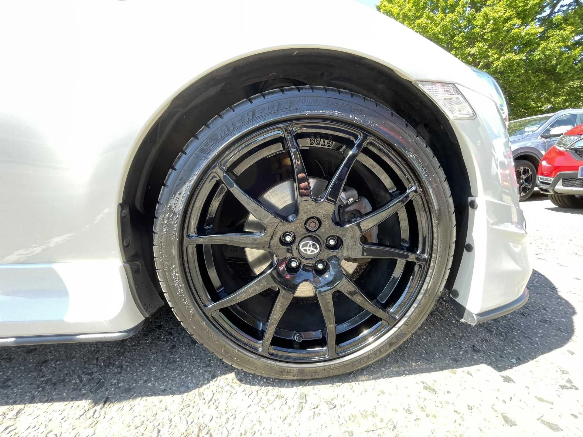 Vehicle image 7