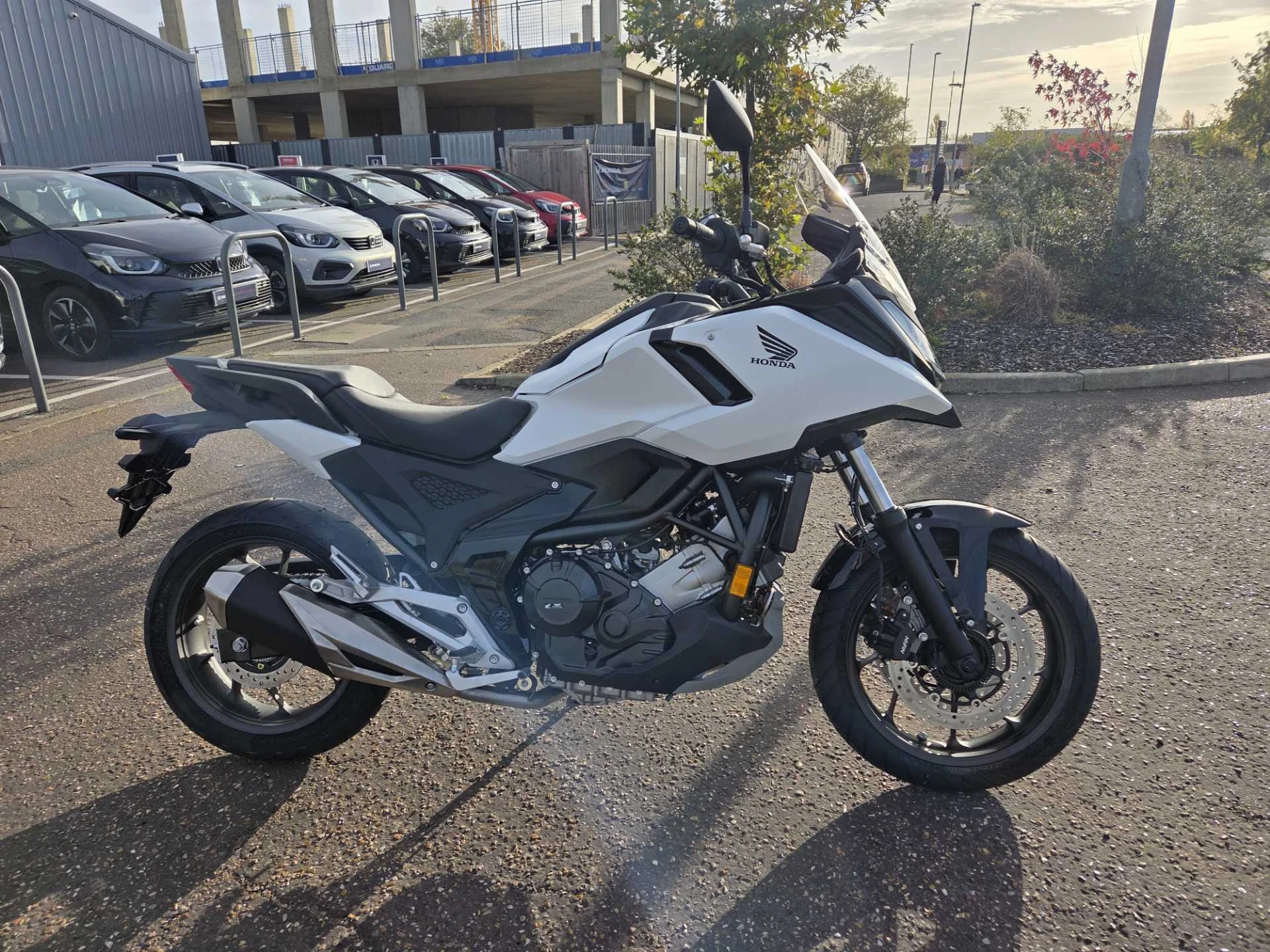 Vehicle image 2