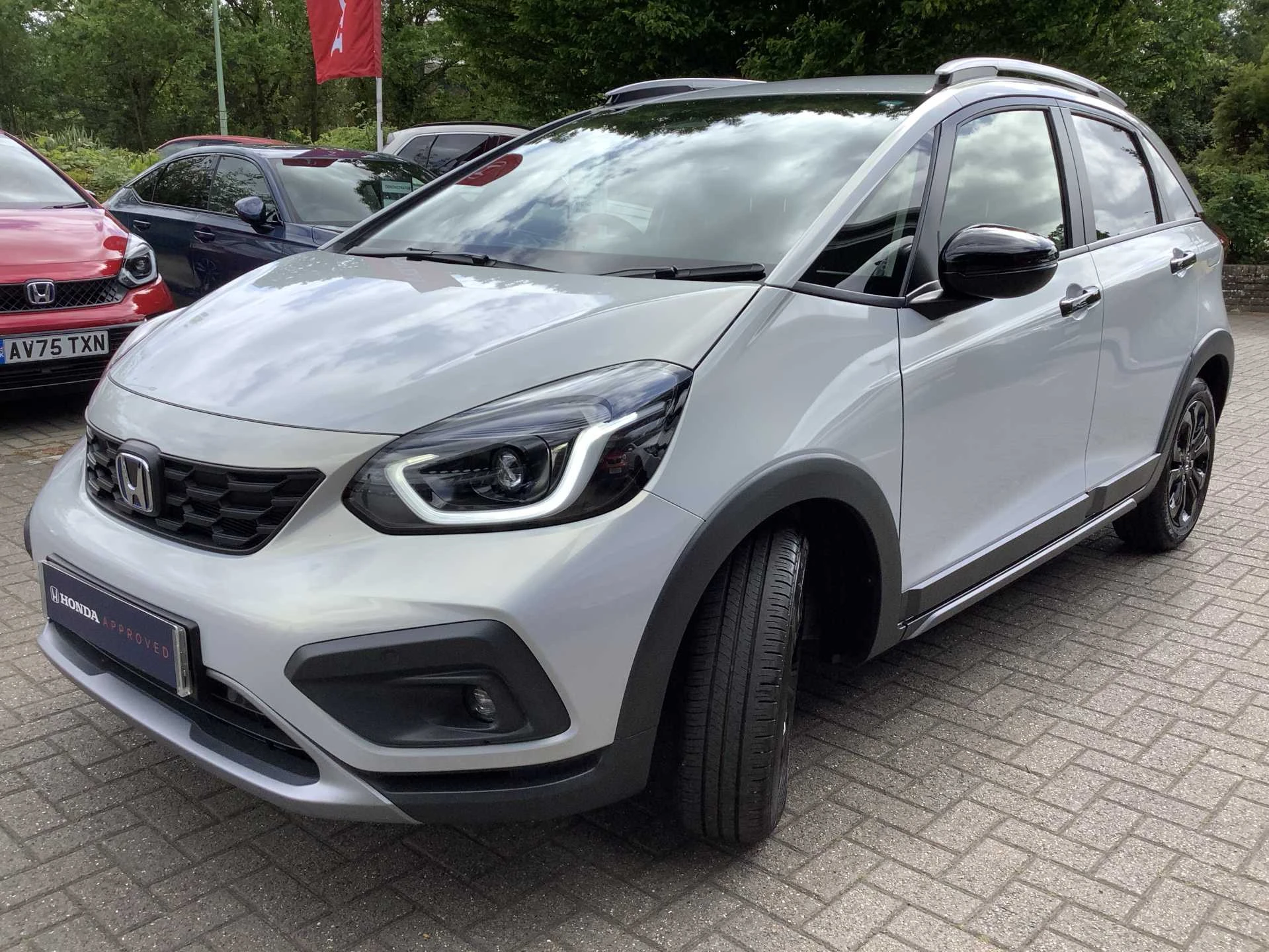 Vehicle image 3