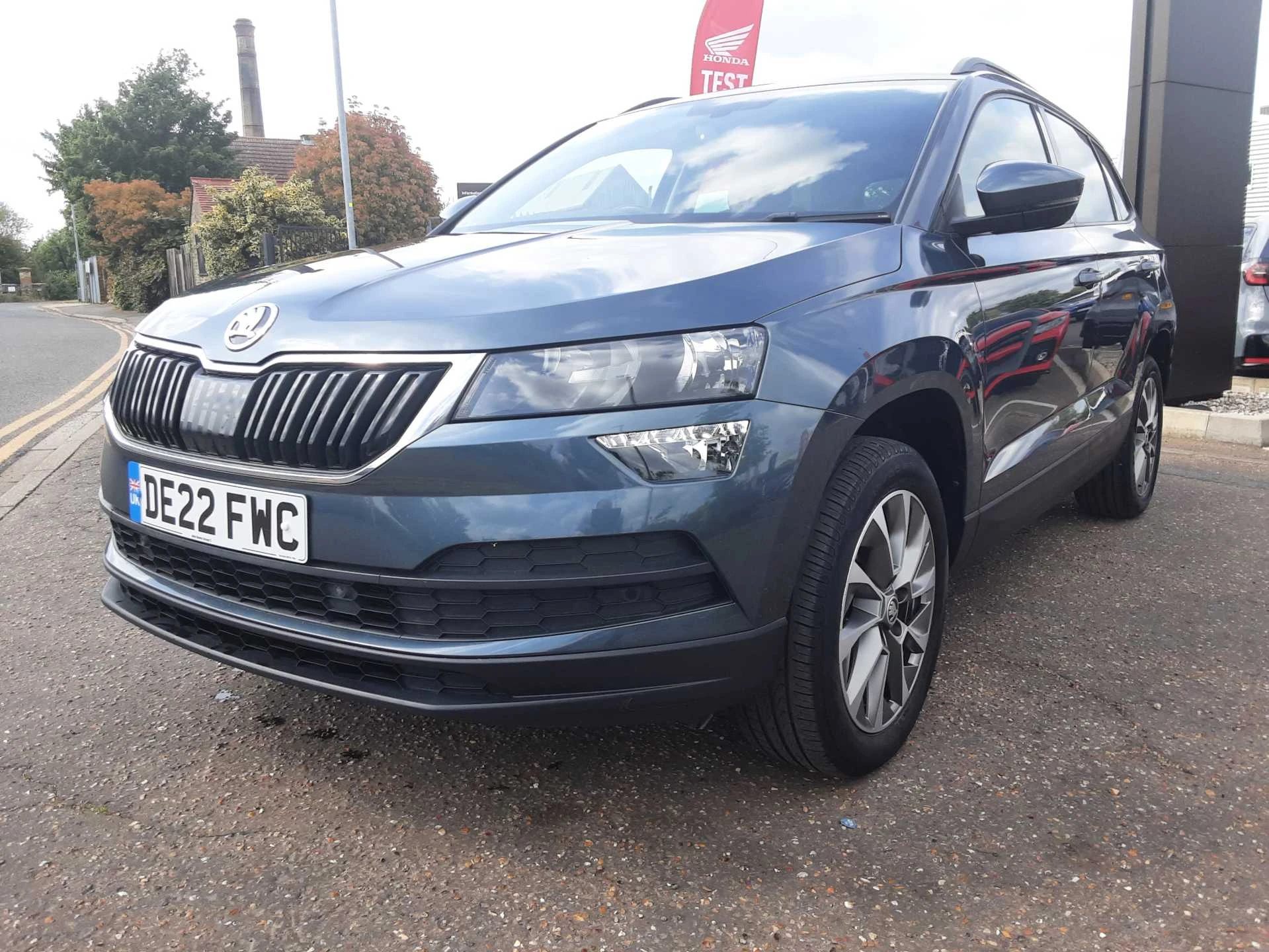 Vehicle image 7