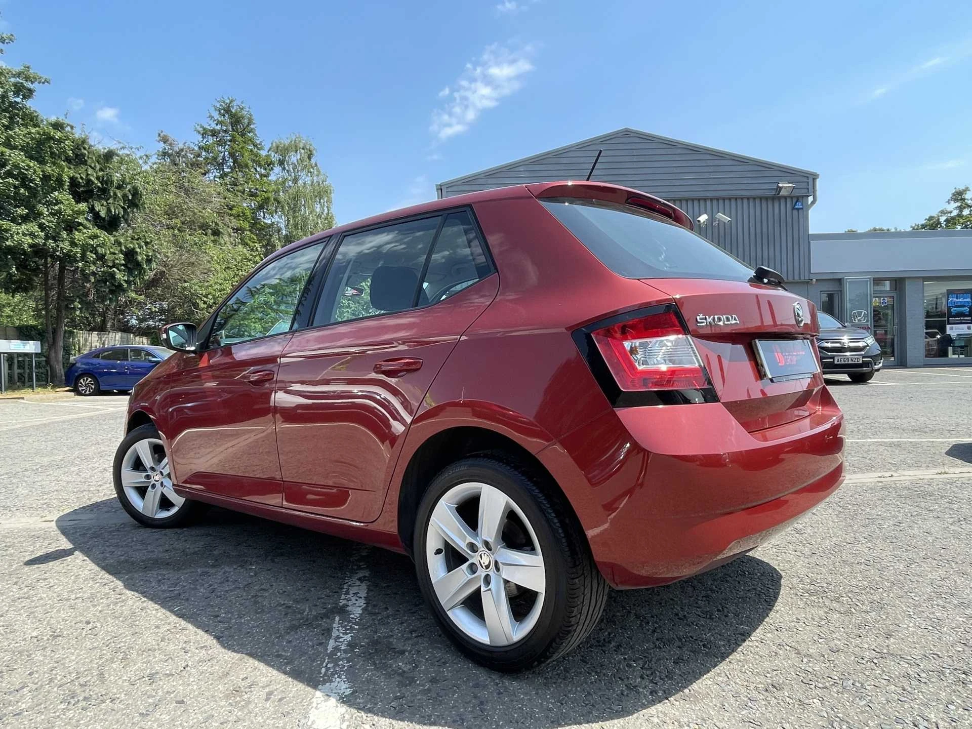 Vehicle image 3