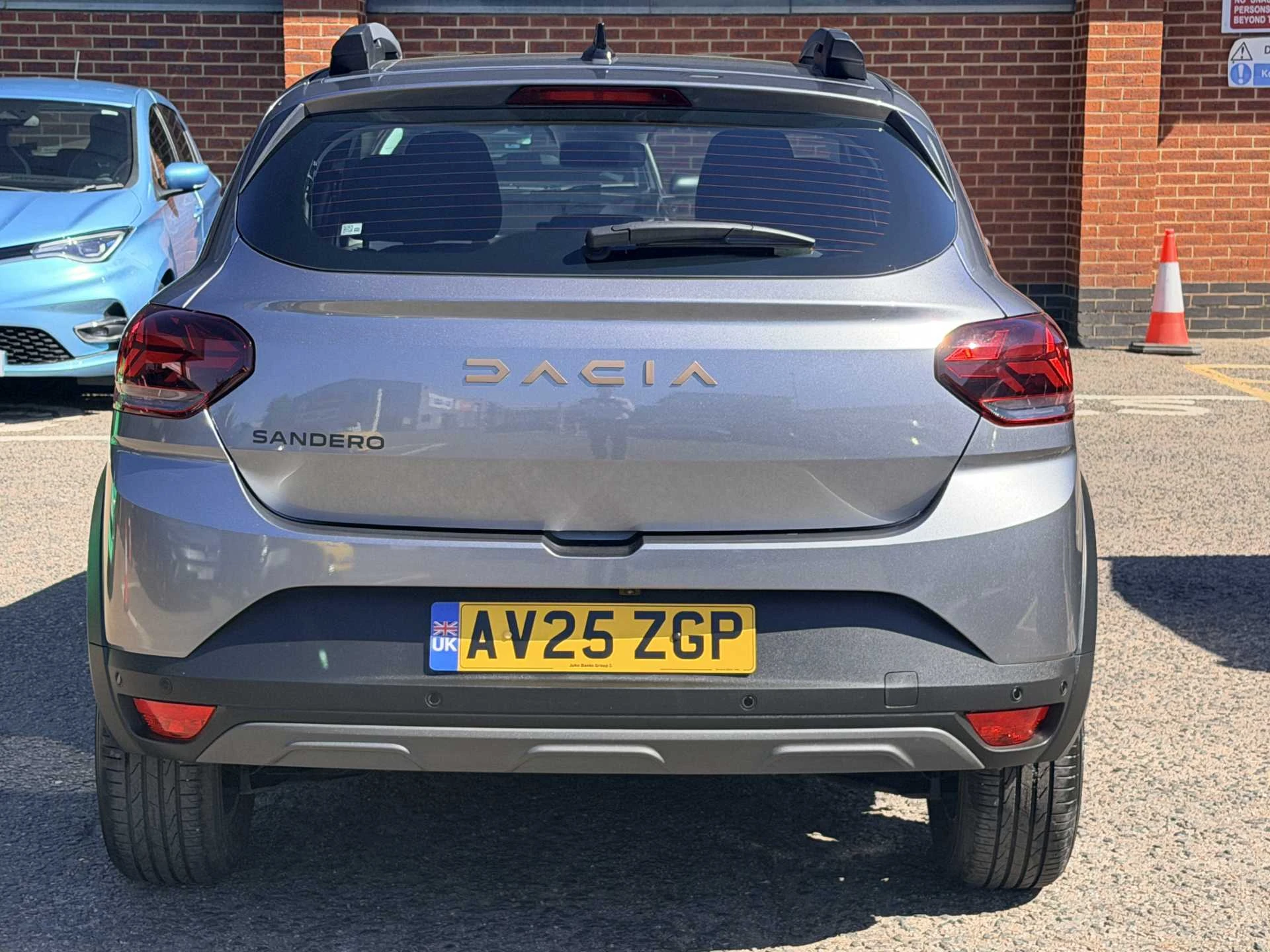Vehicle image 7