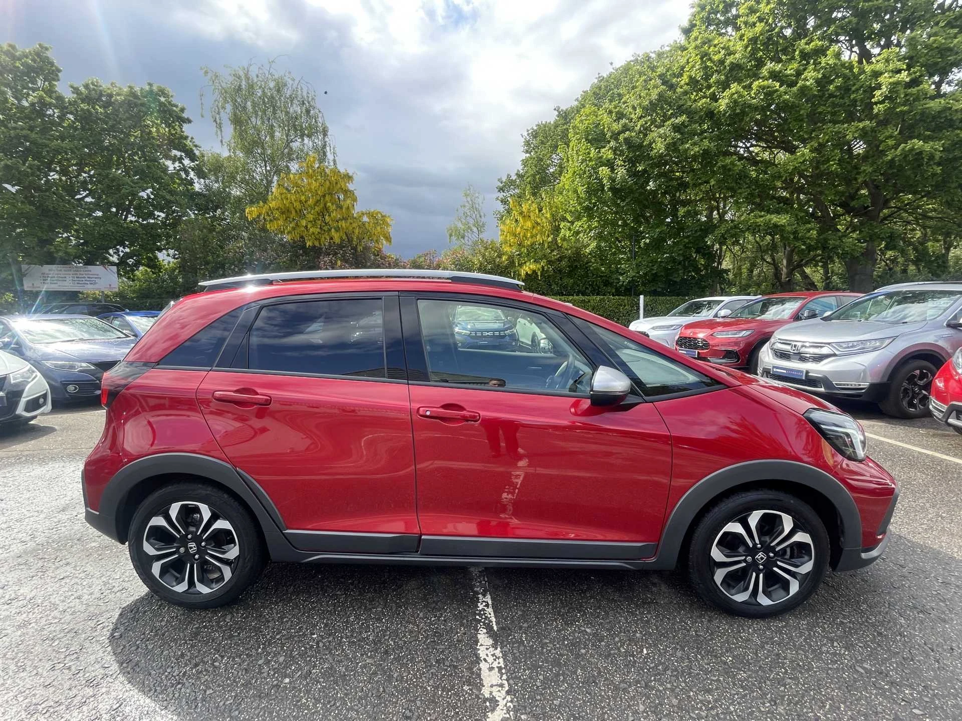 Vehicle image 5