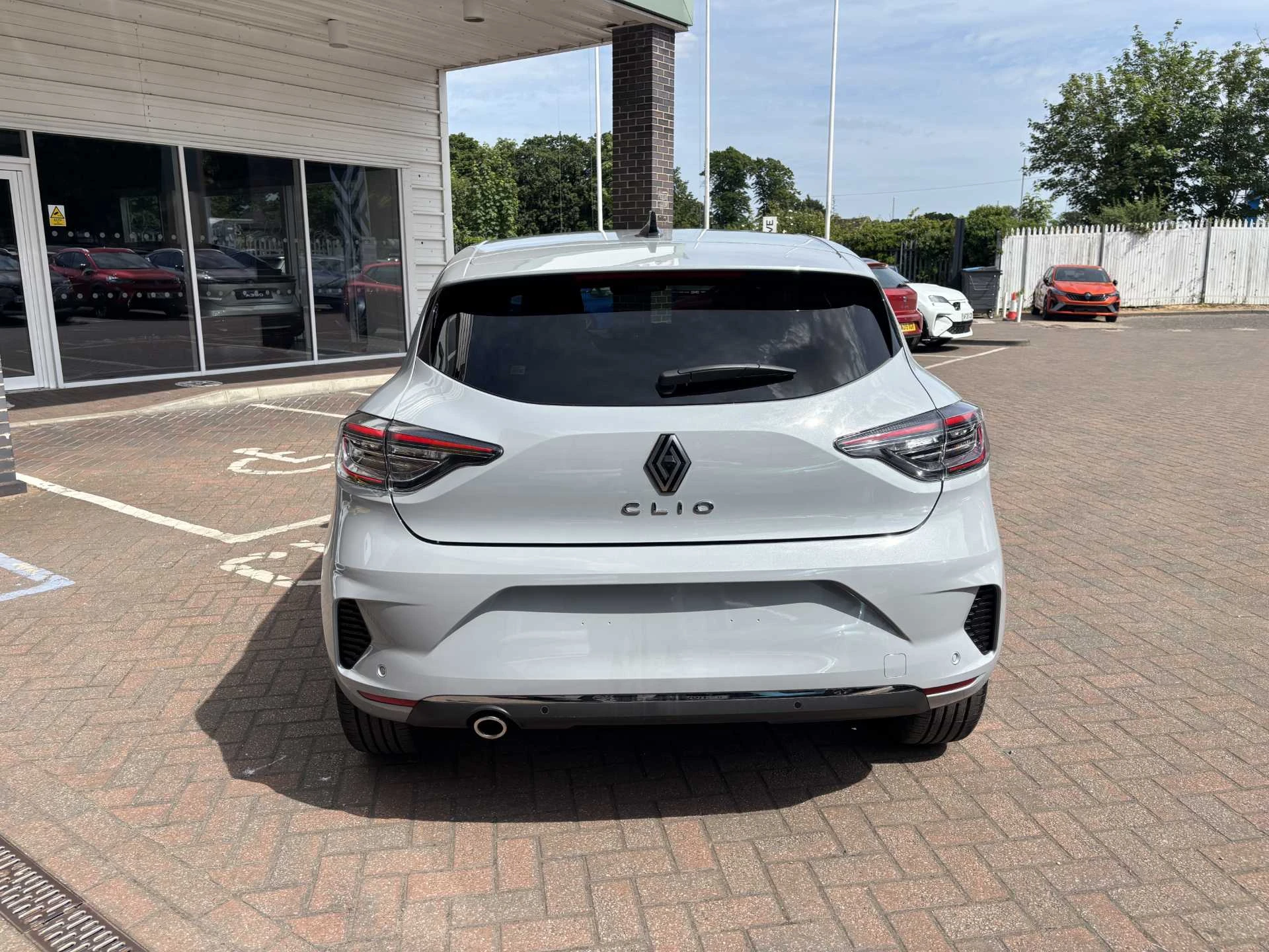 Vehicle image 3