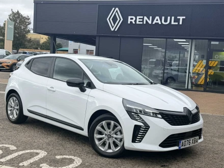 Renault Clio Listing Image