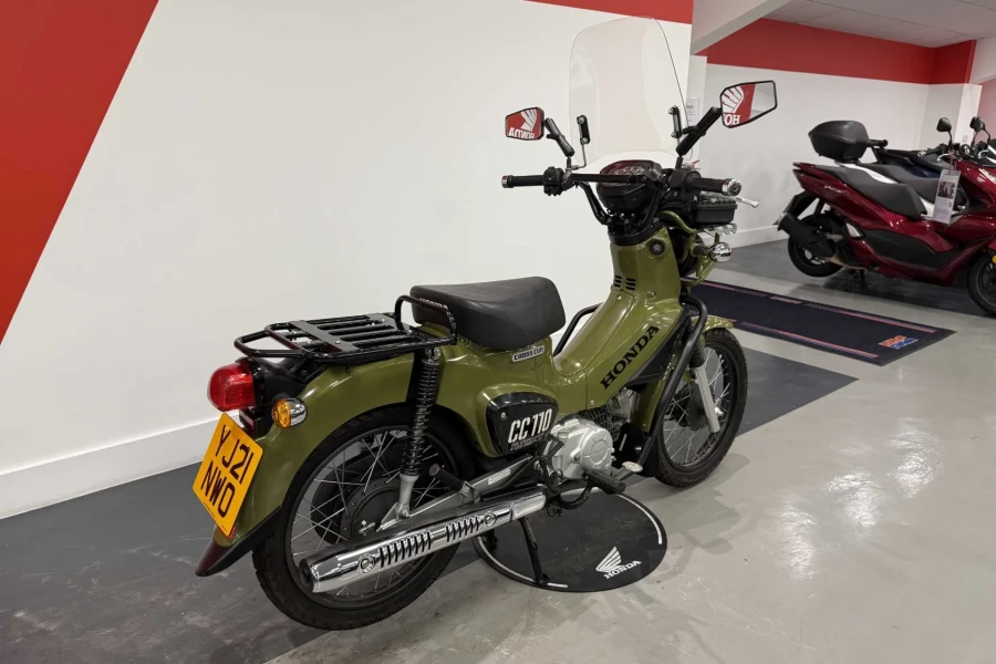 Vehicle Image - 2