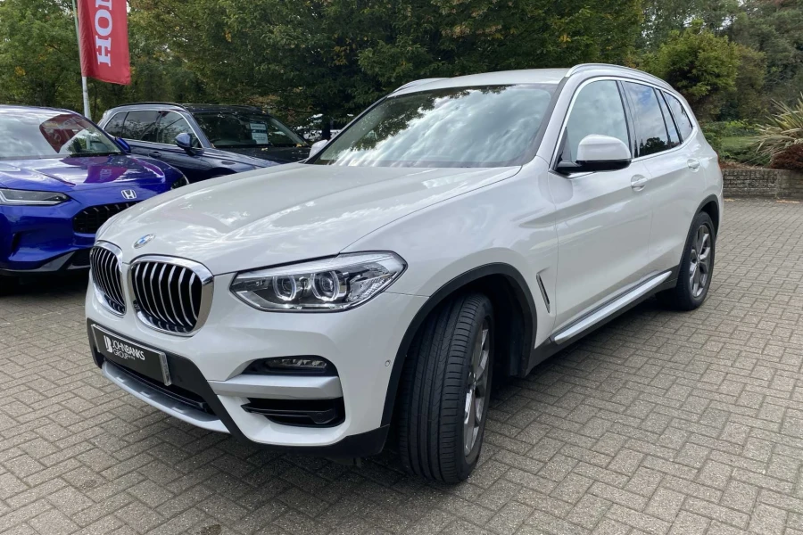 Vehicle Image - 2
