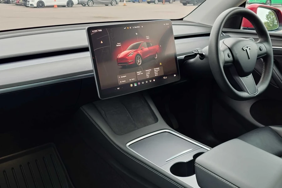 Vehicle Image - 1