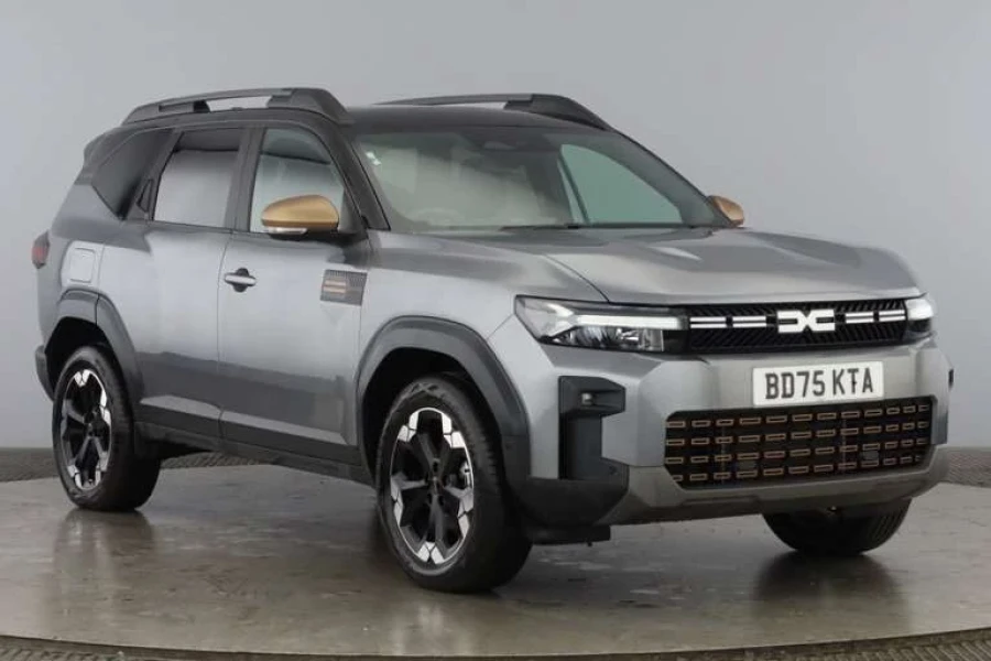 Vehicle Image - 0