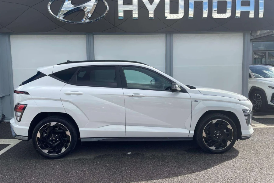 Vehicle Image - 1
