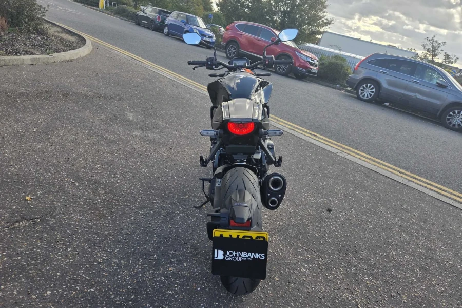 Vehicle Image - 3
