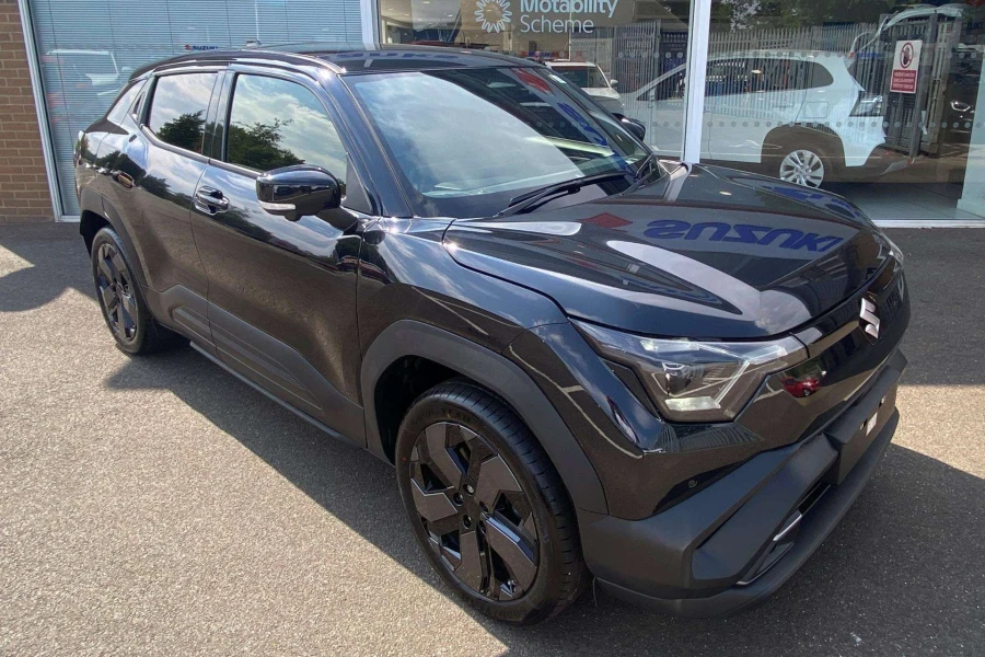 Vehicle Image - 0