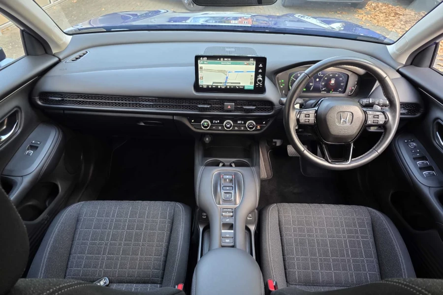 Vehicle Image - 3