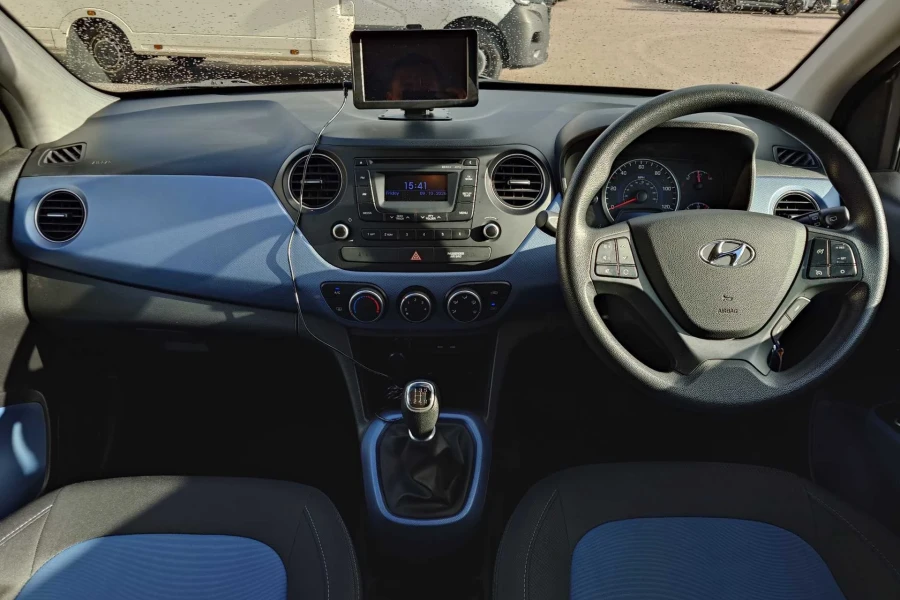 Vehicle Image - 3