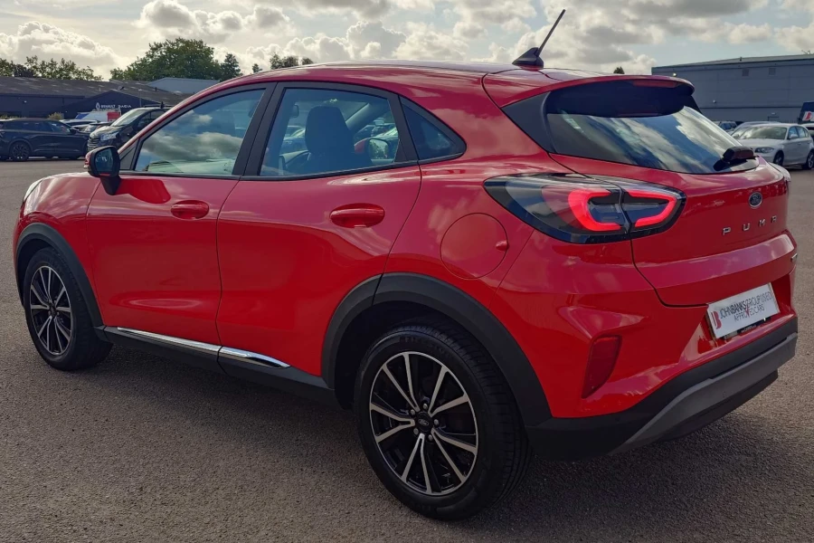 Vehicle Image - 2