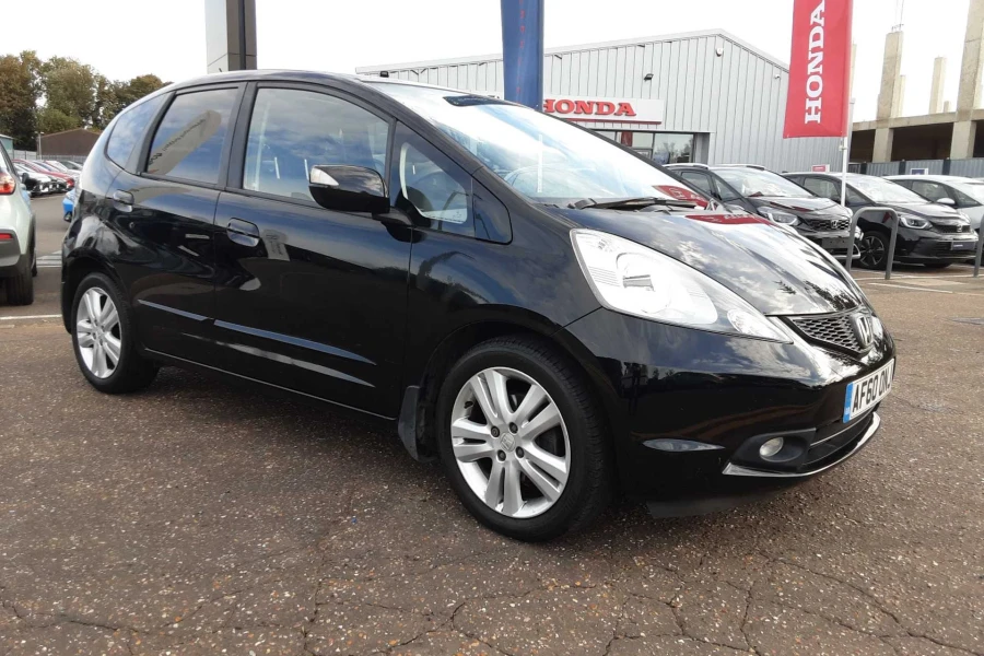 Vehicle Image - 1