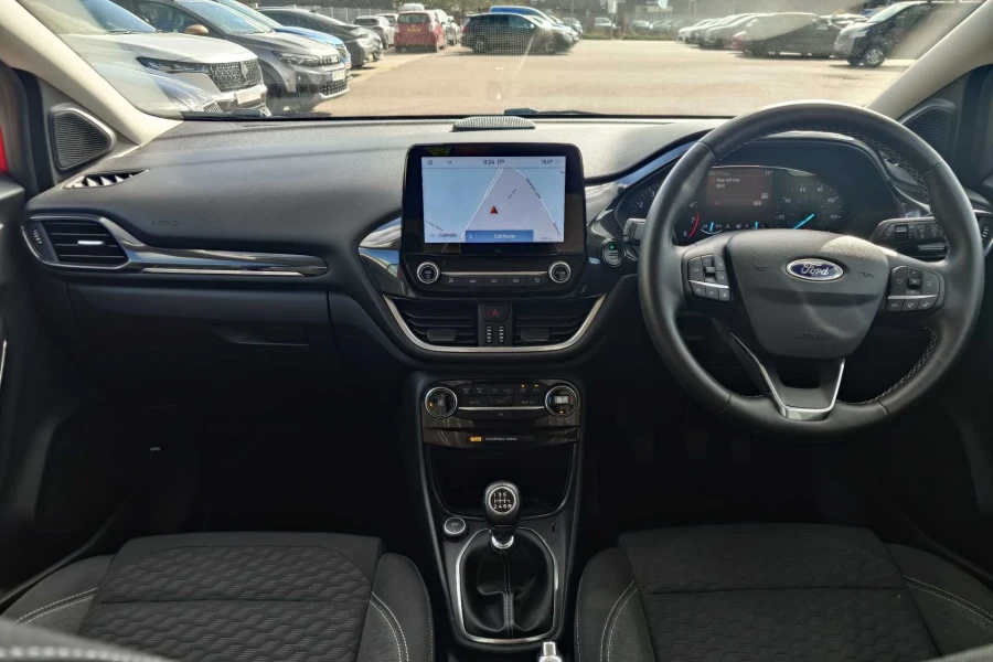 Vehicle Image - 3